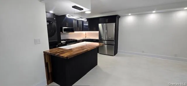 510 115th Street, New York, NY, 2 Bedrooms Bedrooms, 4 Rooms Rooms,2 BathroomsBathrooms,Residential Lease,For Rent,115th,0,963840 510 115th Street, New York, NY, 2 Bedrooms Bedrooms, 4 Rooms Rooms,2 BathroomsBathrooms,Residential Lease,For Rent,115th,0,963840