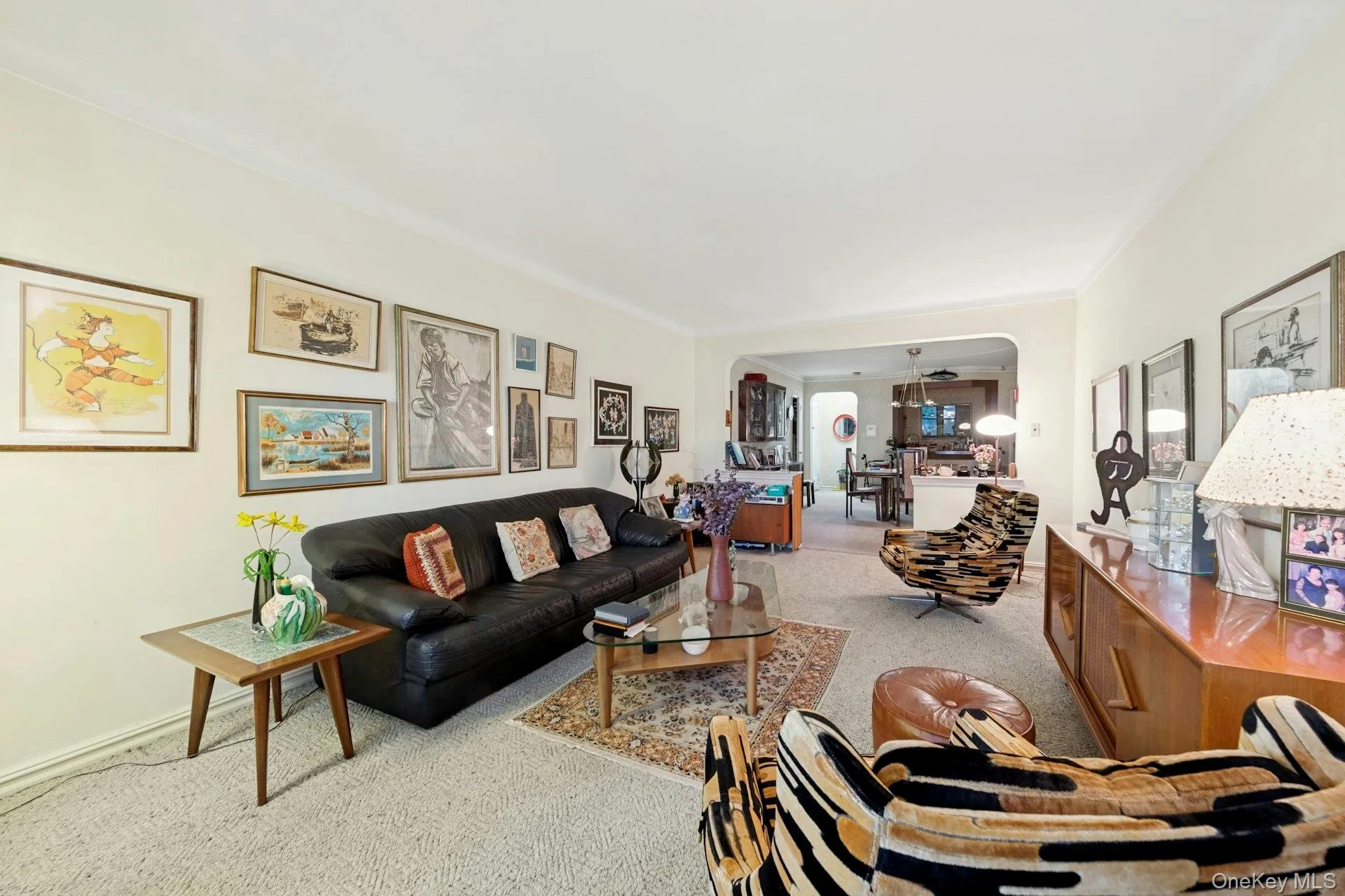 8451 Beverly Road, New York, NY, 9 Bedrooms Bedrooms, 18 Rooms Rooms,8 BathroomsBathrooms,Residential,For Rent,Beverly,0,963865 8451 Beverly Road, New York, NY, 9 Bedrooms Bedrooms, 18 Rooms Rooms,8 BathroomsBathrooms,Residential,For Rent,Beverly,0,963865