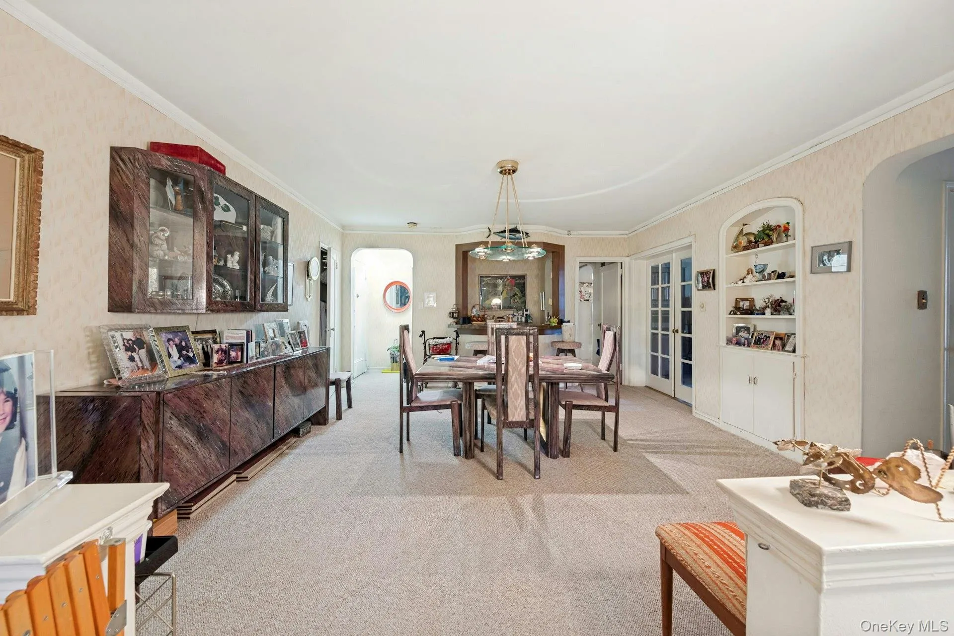 8451 Beverly Road, New York, NY, 9 Bedrooms Bedrooms, 18 Rooms Rooms,8 BathroomsBathrooms,Residential,For Rent,Beverly,0,963865 8451 Beverly Road, New York, NY, 9 Bedrooms Bedrooms, 18 Rooms Rooms,8 BathroomsBathrooms,Residential,For Rent,Beverly,0,963865