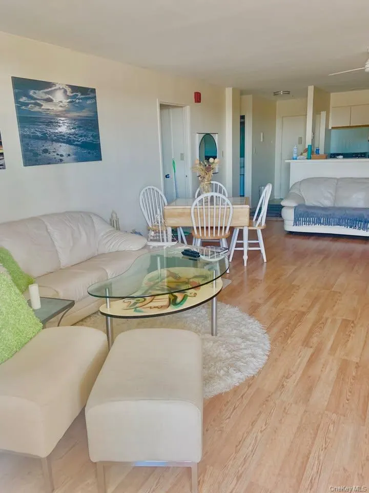 360 Shore Road, Long Beach, NY, 1 Bedroom Bedrooms, 3 Rooms Rooms,1 BathroomBathrooms,Residential Lease,For Rent,Shore,0,963897 360 Shore Road, Long Beach, NY, 1 Bedroom Bedrooms, 3 Rooms Rooms,1 BathroomBathrooms,Residential Lease,For Rent,Shore,0,963897
