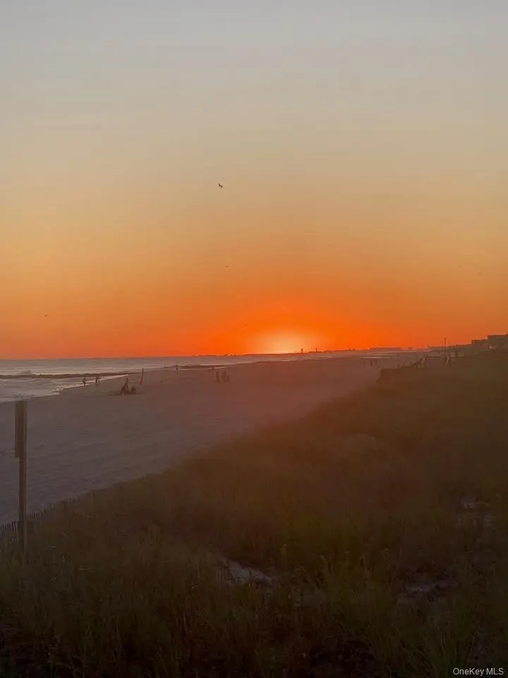 360 Shore Road, Long Beach, NY, 1 Bedroom Bedrooms, 3 Rooms Rooms,1 BathroomBathrooms,Residential Lease,For Rent,Shore,0,963897 360 Shore Road, Long Beach, NY, 1 Bedroom Bedrooms, 3 Rooms Rooms,1 BathroomBathrooms,Residential Lease,For Rent,Shore,0,963897