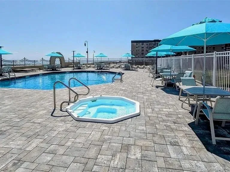 360 Shore Road, Long Beach, NY, 1 Bedroom Bedrooms, 3 Rooms Rooms,1 BathroomBathrooms,Residential Lease,For Rent,Shore,0,963897 360 Shore Road, Long Beach, NY, 1 Bedroom Bedrooms, 3 Rooms Rooms,1 BathroomBathrooms,Residential Lease,For Rent,Shore,0,963897
