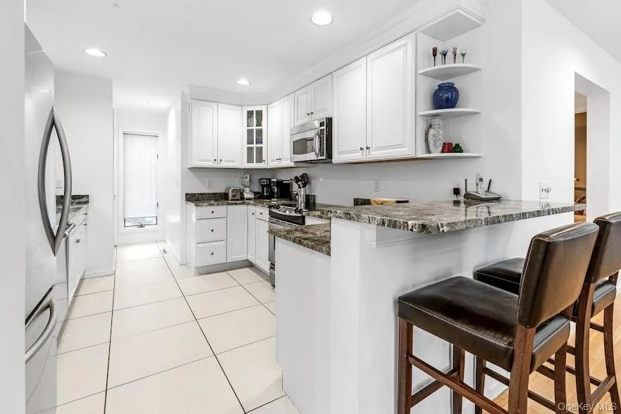 34 Park Circle, Southampton, NY, 5 Bedrooms Bedrooms, 8 Rooms Rooms,3 BathroomsBathrooms,Residential Lease,For Rent,Park,0,963909 34 Park Circle, Southampton, NY, 5 Bedrooms Bedrooms, 8 Rooms Rooms,3 BathroomsBathrooms,Residential Lease,For Rent,Park,0,963909