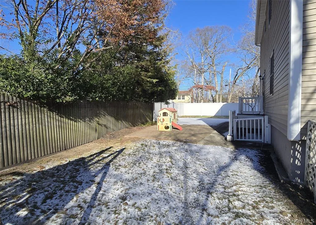 100 Lake Promenade, Brookhaven, NY, 3 Bedrooms Bedrooms, 5 Rooms Rooms,2 BathroomsBathrooms,Residential Lease,For Rent,Lake Promenade,0,963935 100 Lake Promenade, Brookhaven, NY, 3 Bedrooms Bedrooms, 5 Rooms Rooms,2 BathroomsBathrooms,Residential Lease,For Rent,Lake Promenade,0,963935