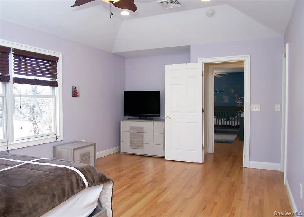 100 Lake Promenade, Brookhaven, NY, 3 Bedrooms Bedrooms, 5 Rooms Rooms,2 BathroomsBathrooms,Residential Lease,For Rent,Lake Promenade,0,963935 100 Lake Promenade, Brookhaven, NY, 3 Bedrooms Bedrooms, 5 Rooms Rooms,2 BathroomsBathrooms,Residential Lease,For Rent,Lake Promenade,0,963935