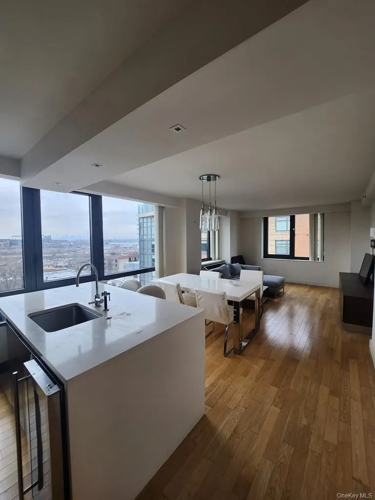 39-16 Prince Street, New York, NY, 2 Bedrooms Bedrooms, 7 Rooms Rooms,2 BathroomsBathrooms,Residential Lease,For Rent,Prince,0,963945 39-16 Prince Street, New York, NY, 2 Bedrooms Bedrooms, 7 Rooms Rooms,2 BathroomsBathrooms,Residential Lease,For Rent,Prince,0,963945