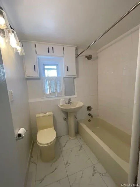 257 2nd Avenue, Mount Vernon, NY, 1 Bedroom Bedrooms, 3 Rooms Rooms,1 BathroomBathrooms,Residential Lease,For Rent,2nd,0,963970 257 2nd Avenue, Mount Vernon, NY, 1 Bedroom Bedrooms, 3 Rooms Rooms,1 BathroomBathrooms,Residential Lease,For Rent,2nd,0,963970
