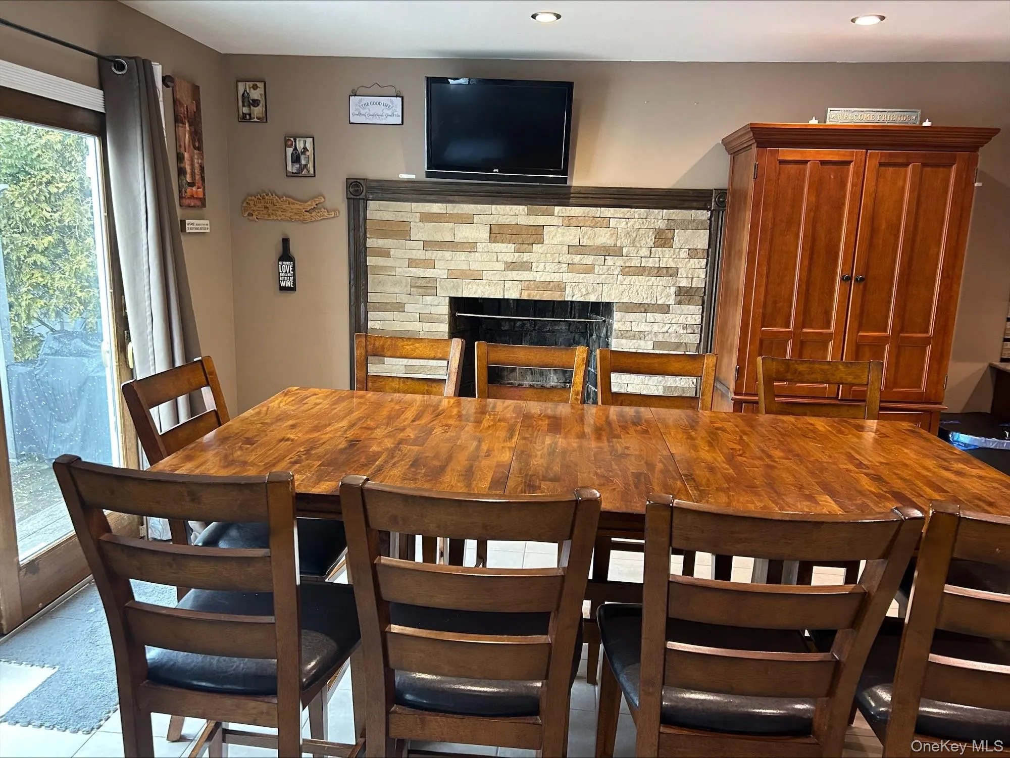Dining Room with Fireplace Dining Room with Fireplace