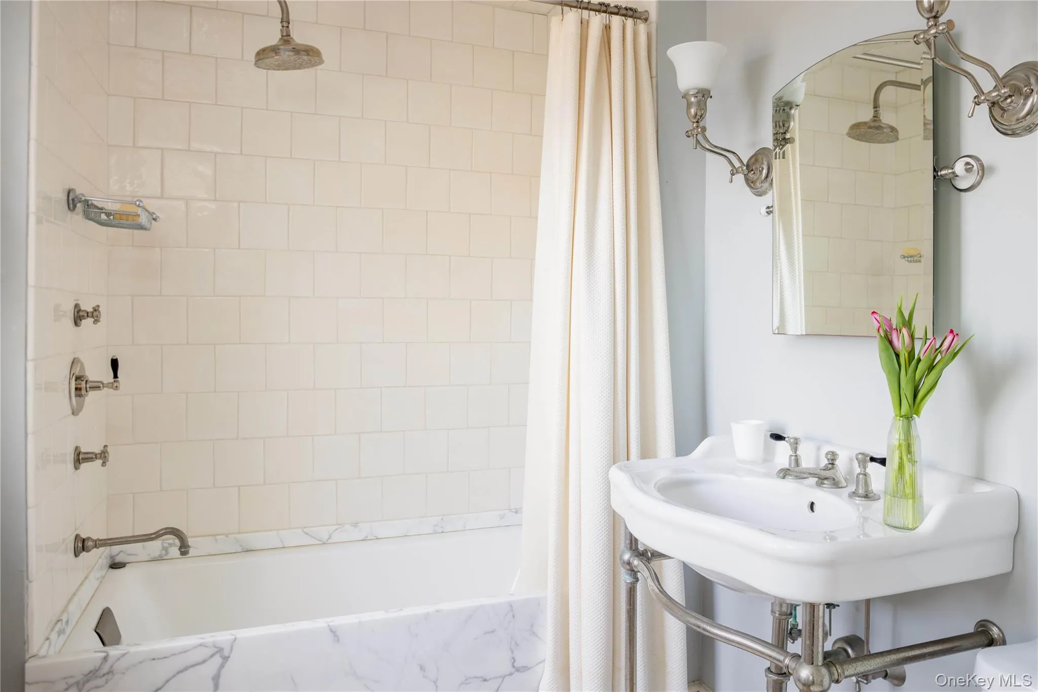 2840 Stars Road, Southold, NY, 5 Bedrooms Bedrooms, 11 Rooms Rooms,7 BathroomsBathrooms,Residential Lease,For Rent,Stars,0,964034 2840 Stars Road, Southold, NY, 5 Bedrooms Bedrooms, 11 Rooms Rooms,7 BathroomsBathrooms,Residential Lease,For Rent,Stars,0,964034