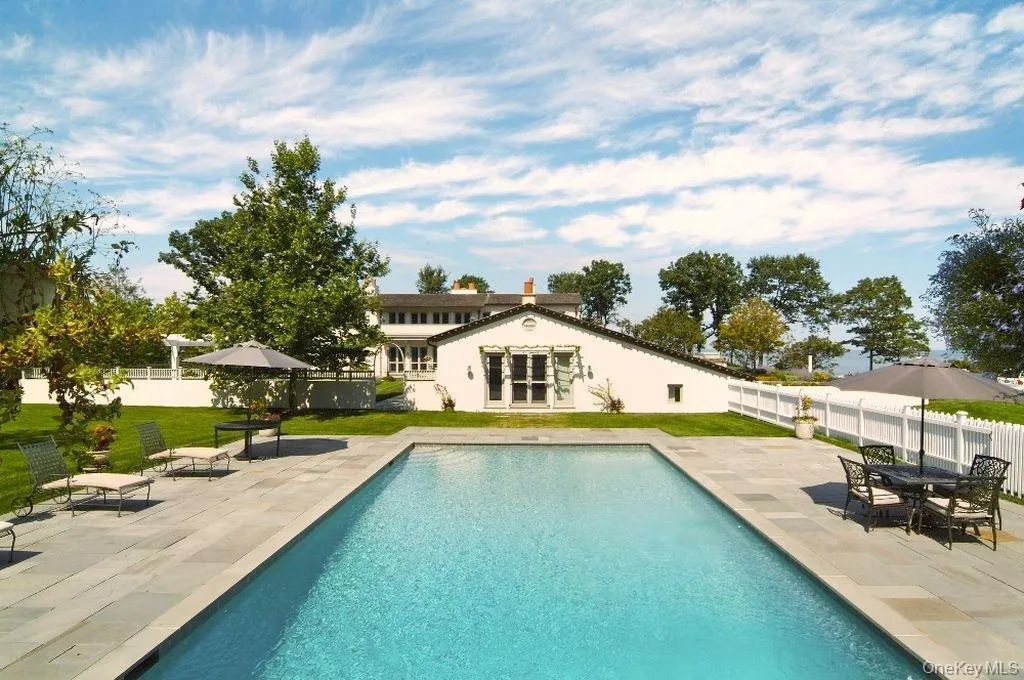 2840 Stars Road, Southold, NY, 5 Bedrooms Bedrooms, 11 Rooms Rooms,7 BathroomsBathrooms,Residential Lease,For Rent,Stars,0,964034 2840 Stars Road, Southold, NY, 5 Bedrooms Bedrooms, 11 Rooms Rooms,7 BathroomsBathrooms,Residential Lease,For Rent,Stars,0,964034