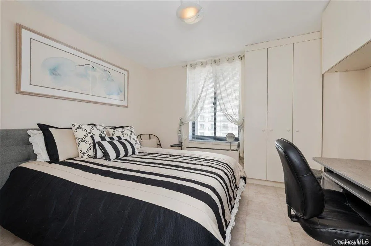 100 Broadway, Long Beach, NY, 2 Bedrooms Bedrooms, 4 Rooms Rooms,2 BathroomsBathrooms,Residential Lease,For Rent,Broadway,0,964040 100 Broadway, Long Beach, NY, 2 Bedrooms Bedrooms, 4 Rooms Rooms,2 BathroomsBathrooms,Residential Lease,For Rent,Broadway,0,964040