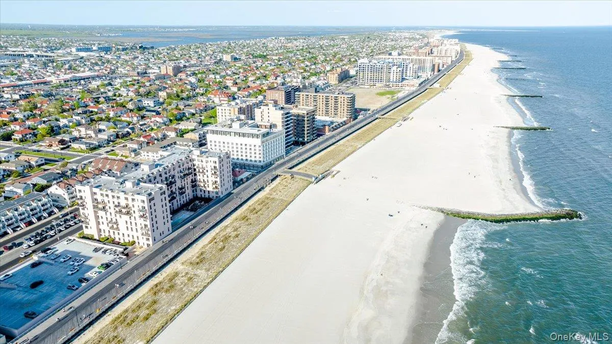 100 Broadway, Long Beach, NY, 2 Bedrooms Bedrooms, 4 Rooms Rooms,2 BathroomsBathrooms,Residential Lease,For Rent,Broadway,0,964040 100 Broadway, Long Beach, NY, 2 Bedrooms Bedrooms, 4 Rooms Rooms,2 BathroomsBathrooms,Residential Lease,For Rent,Broadway,0,964040