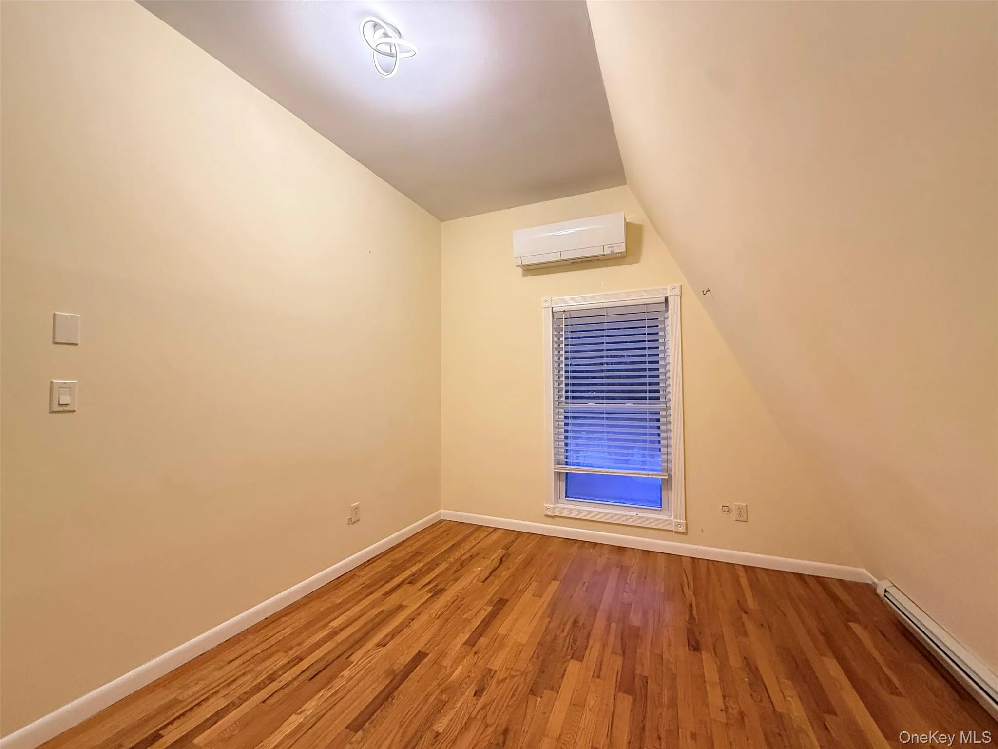 15 Norfolk Court, Thompson, NY, 4 Bedrooms Bedrooms, 8 Rooms Rooms,2 BathroomsBathrooms,Residential Lease,For Rent,Norfolk,0,964048 15 Norfolk Court, Thompson, NY, 4 Bedrooms Bedrooms, 8 Rooms Rooms,2 BathroomsBathrooms,Residential Lease,For Rent,Norfolk,0,964048