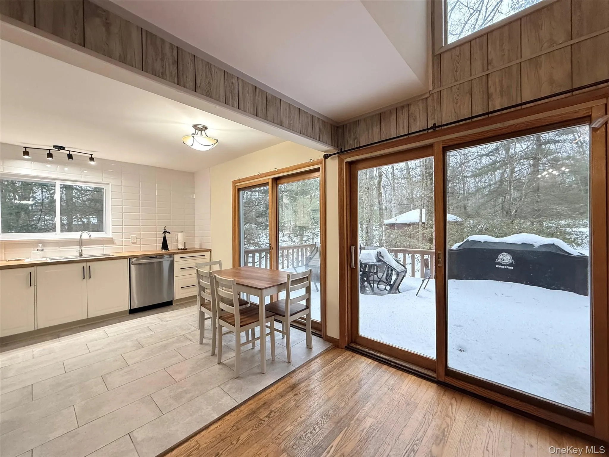 15 Norfolk Court, Thompson, NY, 4 Bedrooms Bedrooms, 8 Rooms Rooms,2 BathroomsBathrooms,Residential Lease,For Rent,Norfolk,0,964048 15 Norfolk Court, Thompson, NY, 4 Bedrooms Bedrooms, 8 Rooms Rooms,2 BathroomsBathrooms,Residential Lease,For Rent,Norfolk,0,964048