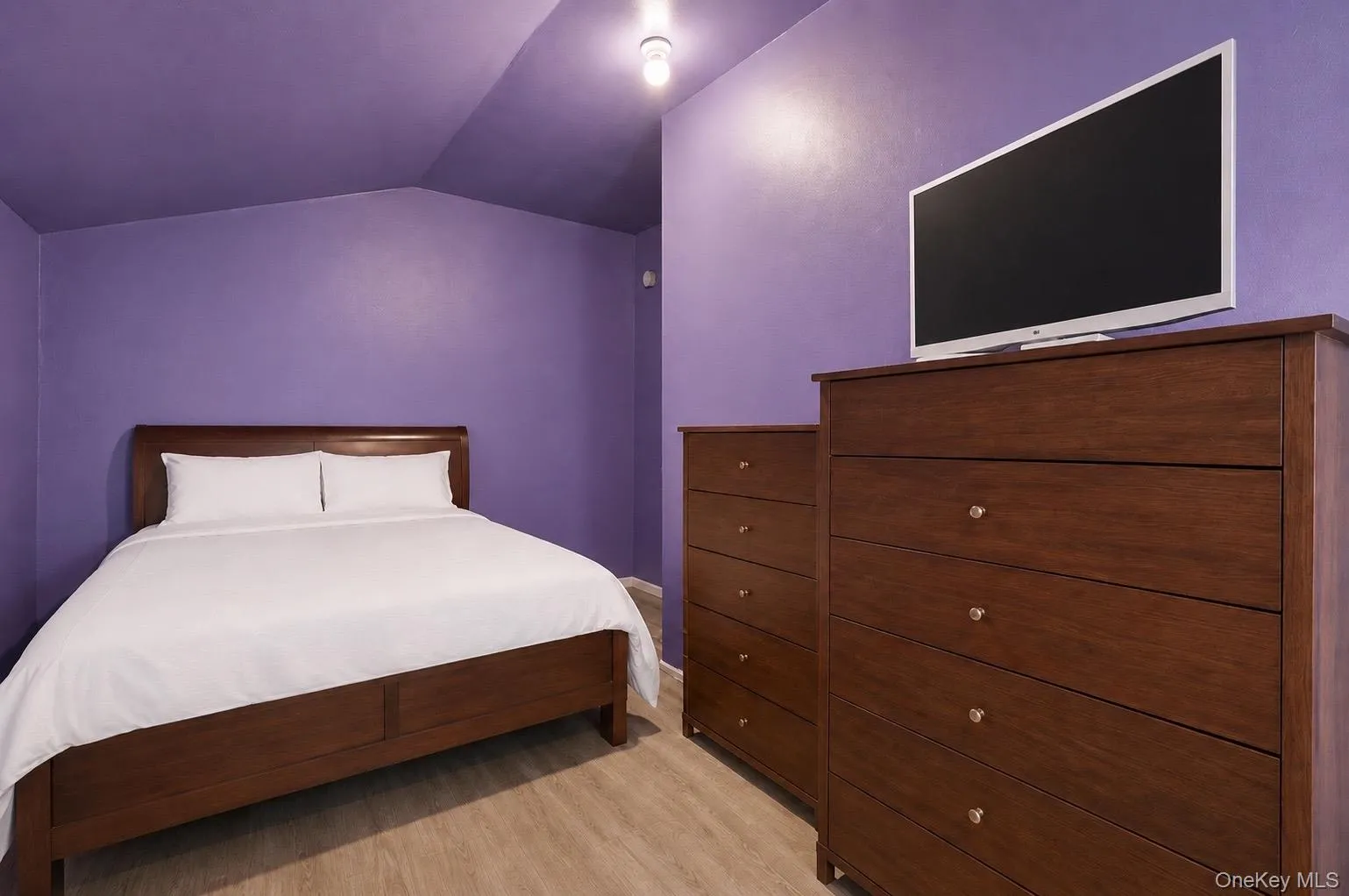 11 Jefferson Avenue, Babylon, NY, 5 Bedrooms Bedrooms, 11 Rooms Rooms,3 BathroomsBathrooms,Residential,For Rent,Jefferson,0,964050 11 Jefferson Avenue, Babylon, NY, 5 Bedrooms Bedrooms, 11 Rooms Rooms,3 BathroomsBathrooms,Residential,For Rent,Jefferson,0,964050