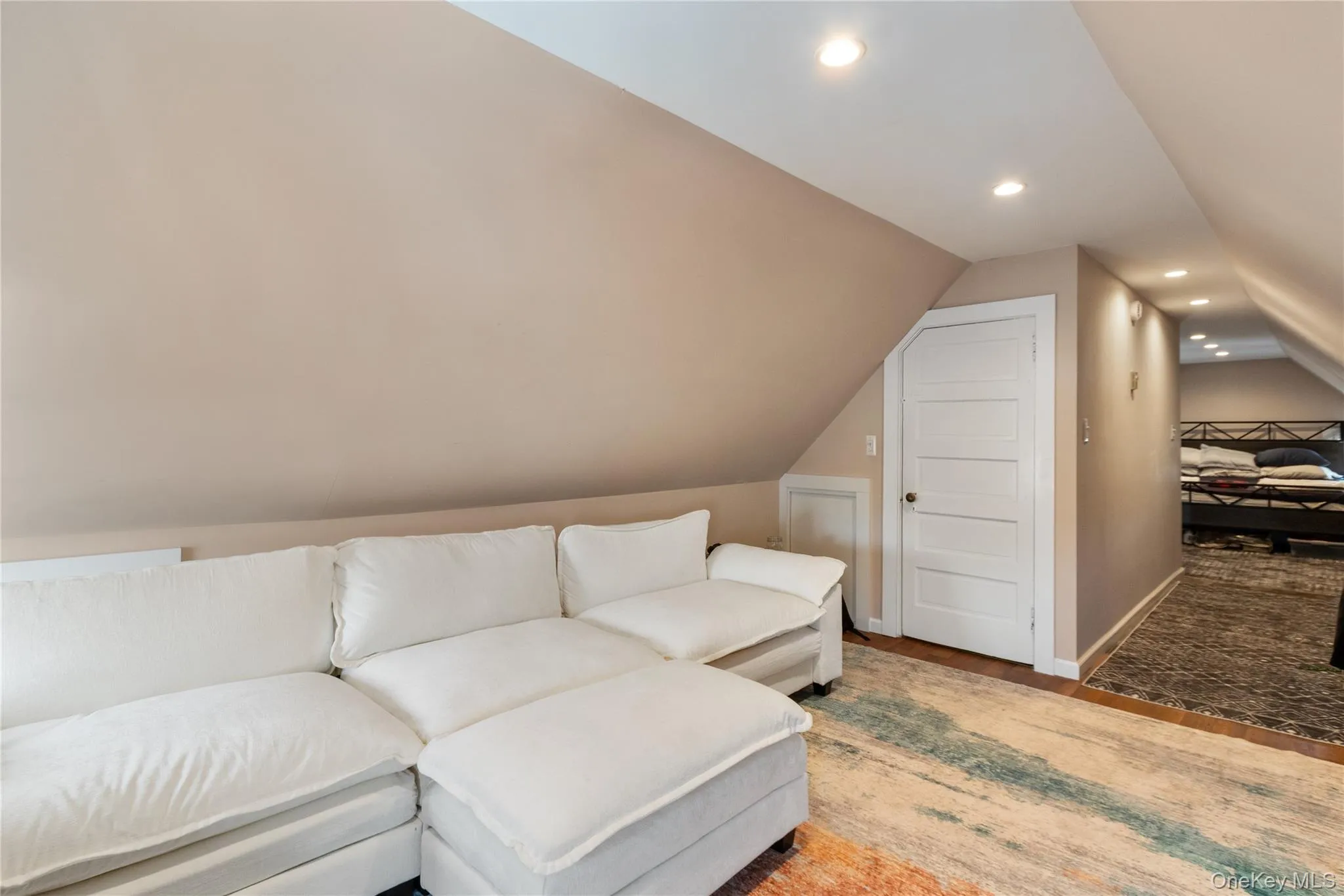 38 Forest Avenue, Glen Cove, NY, 2 Bedrooms Bedrooms, 5 Rooms Rooms,1 BathroomBathrooms,Residential Lease,For Rent,Forest,0,964080 38 Forest Avenue, Glen Cove, NY, 2 Bedrooms Bedrooms, 5 Rooms Rooms,1 BathroomBathrooms,Residential Lease,For Rent,Forest,0,964080