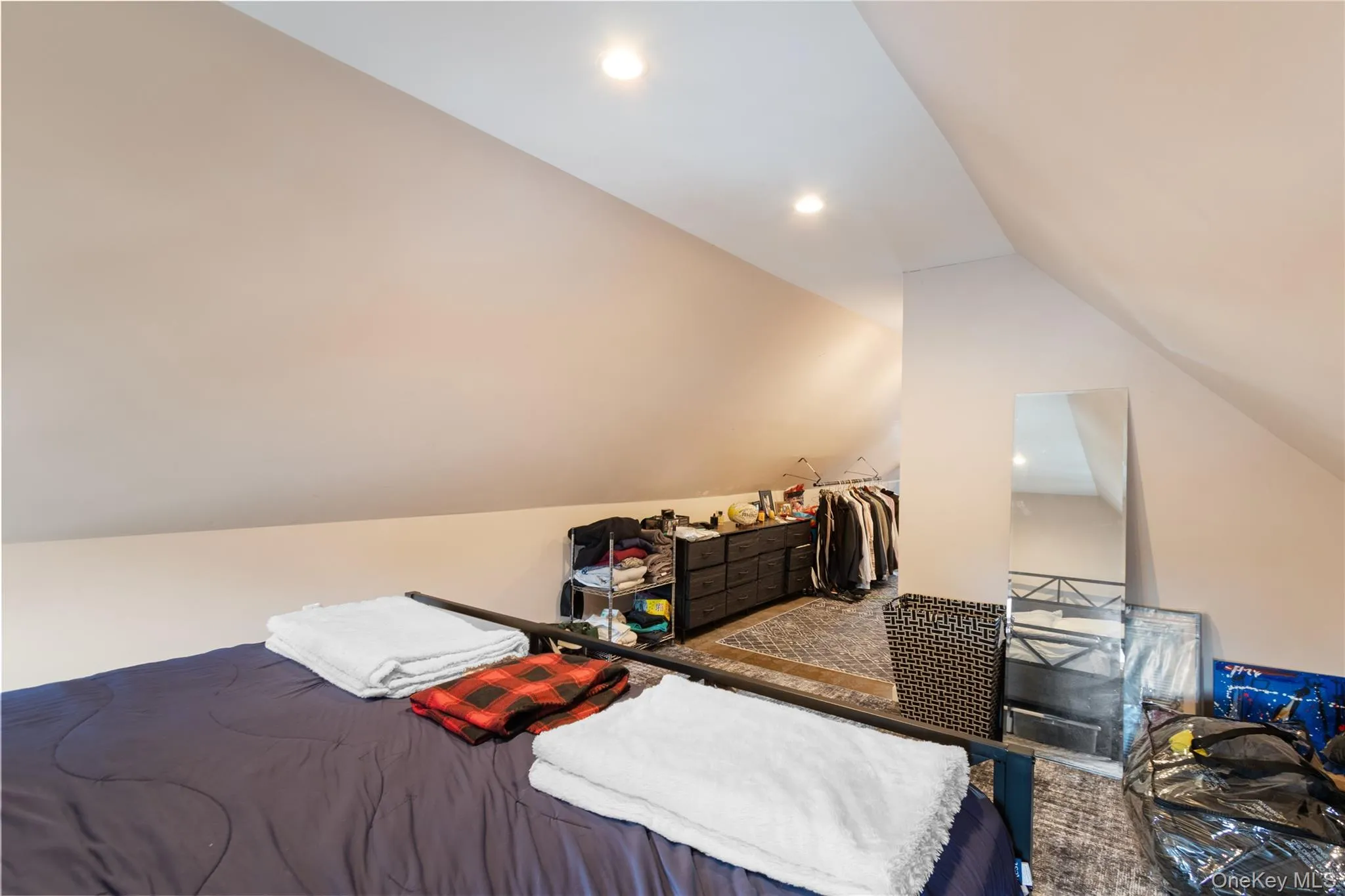 38 Forest Avenue, Glen Cove, NY, 2 Bedrooms Bedrooms, 5 Rooms Rooms,1 BathroomBathrooms,Residential Lease,For Rent,Forest,0,964080 38 Forest Avenue, Glen Cove, NY, 2 Bedrooms Bedrooms, 5 Rooms Rooms,1 BathroomBathrooms,Residential Lease,For Rent,Forest,0,964080