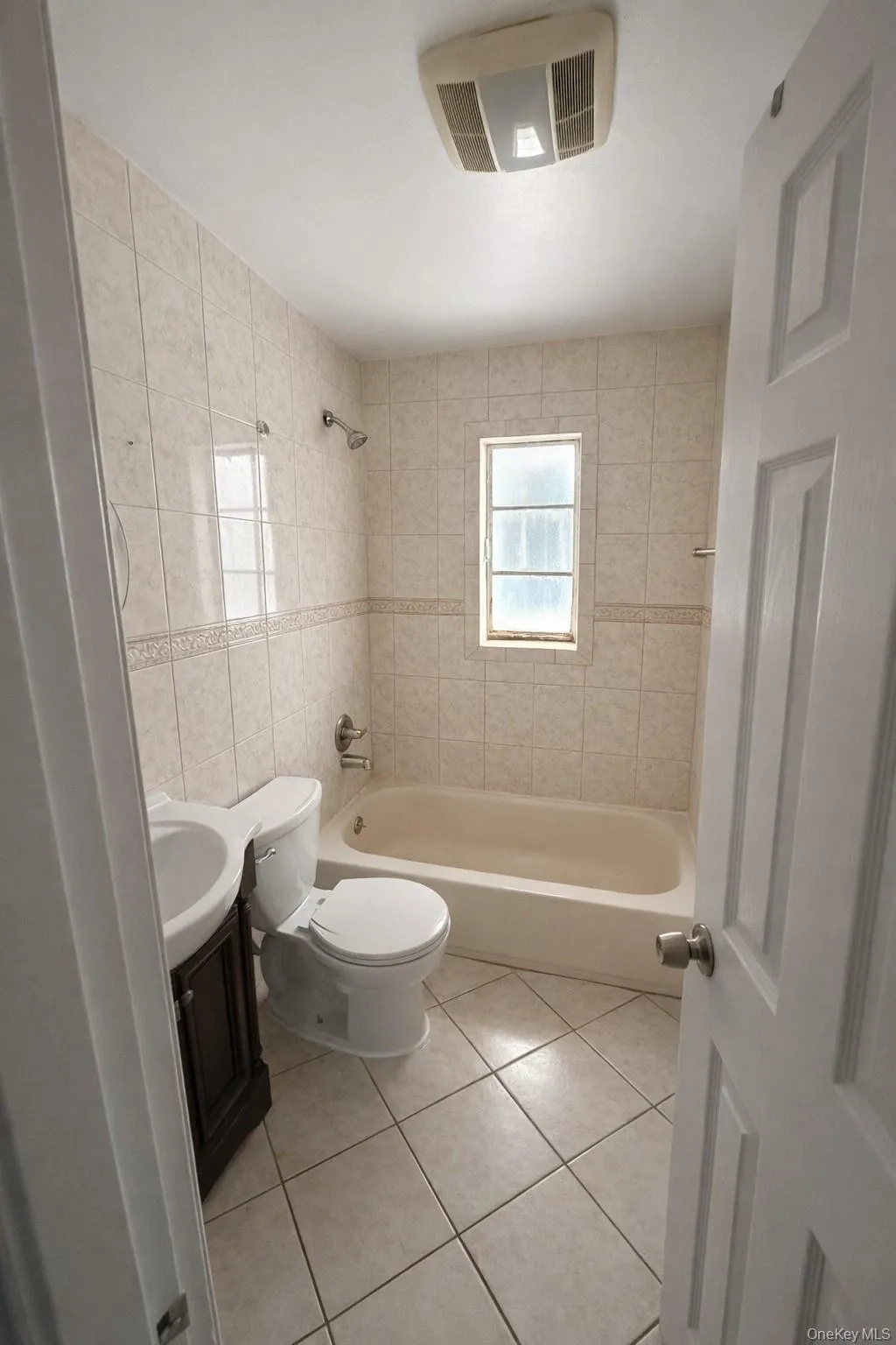 46 Elmira Street, Oyster Bay, NY, 3 Bedrooms Bedrooms, 13 Rooms Rooms,3 BathroomsBathrooms,Residential Lease,For Rent,Elmira,0,964128 46 Elmira Street, Oyster Bay, NY, 3 Bedrooms Bedrooms, 13 Rooms Rooms,3 BathroomsBathrooms,Residential Lease,For Rent,Elmira,0,964128