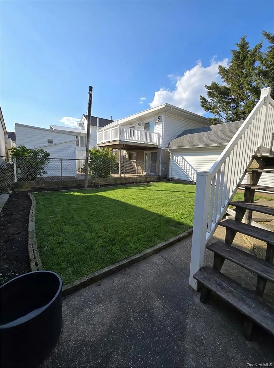 98-08 164th Avenue, New York, NY, 3 Bedrooms Bedrooms, 5 Rooms Rooms,1 BathroomBathrooms,Residential,For Rent,164th,0,964133 98-08 164th Avenue, New York, NY, 3 Bedrooms Bedrooms, 5 Rooms Rooms,1 BathroomBathrooms,Residential,For Rent,164th,0,964133