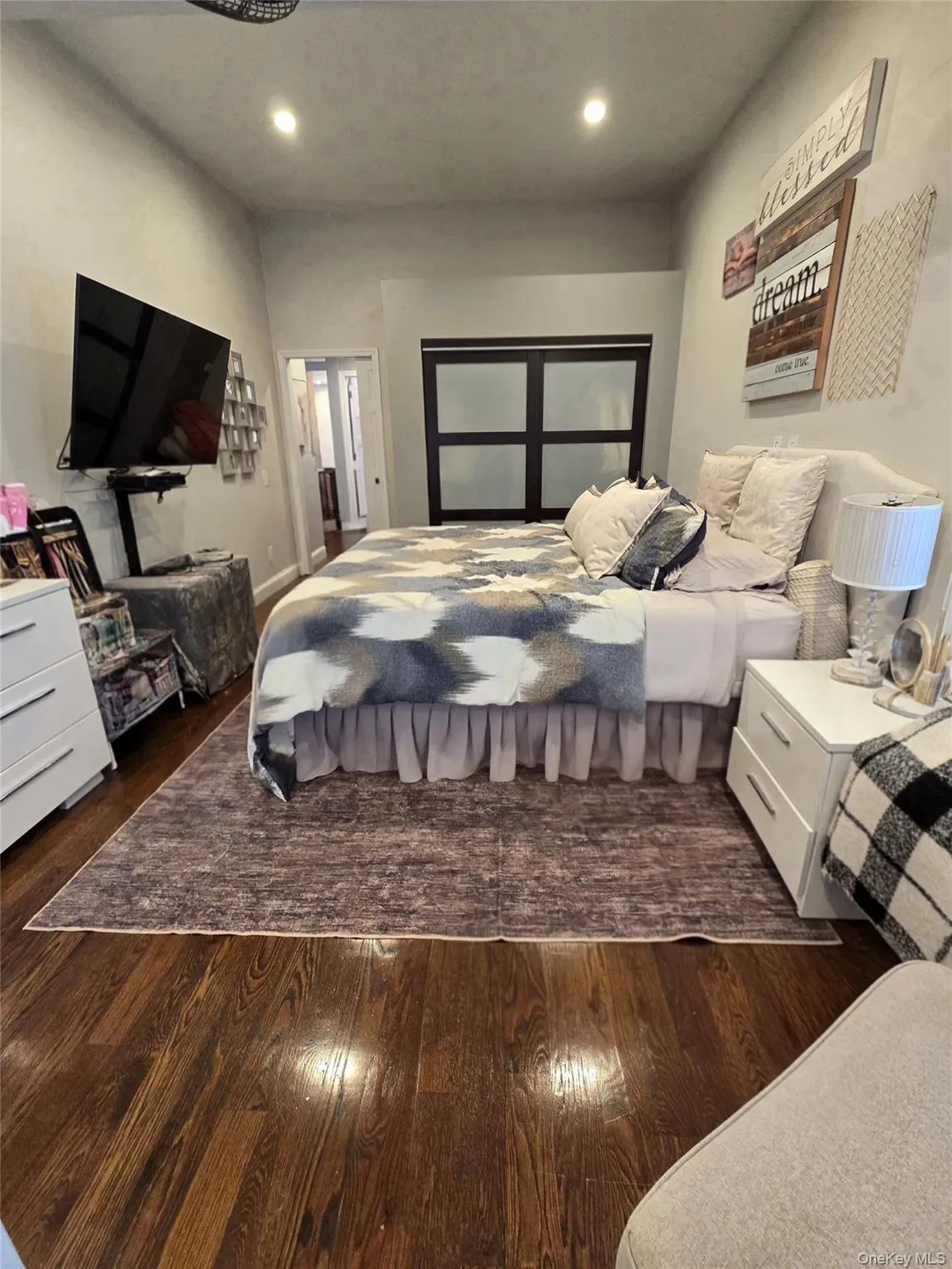 98-08 164th Avenue, New York, NY, 3 Bedrooms Bedrooms, 5 Rooms Rooms,1 BathroomBathrooms,Residential,For Rent,164th,0,964133 98-08 164th Avenue, New York, NY, 3 Bedrooms Bedrooms, 5 Rooms Rooms,1 BathroomBathrooms,Residential,For Rent,164th,0,964133