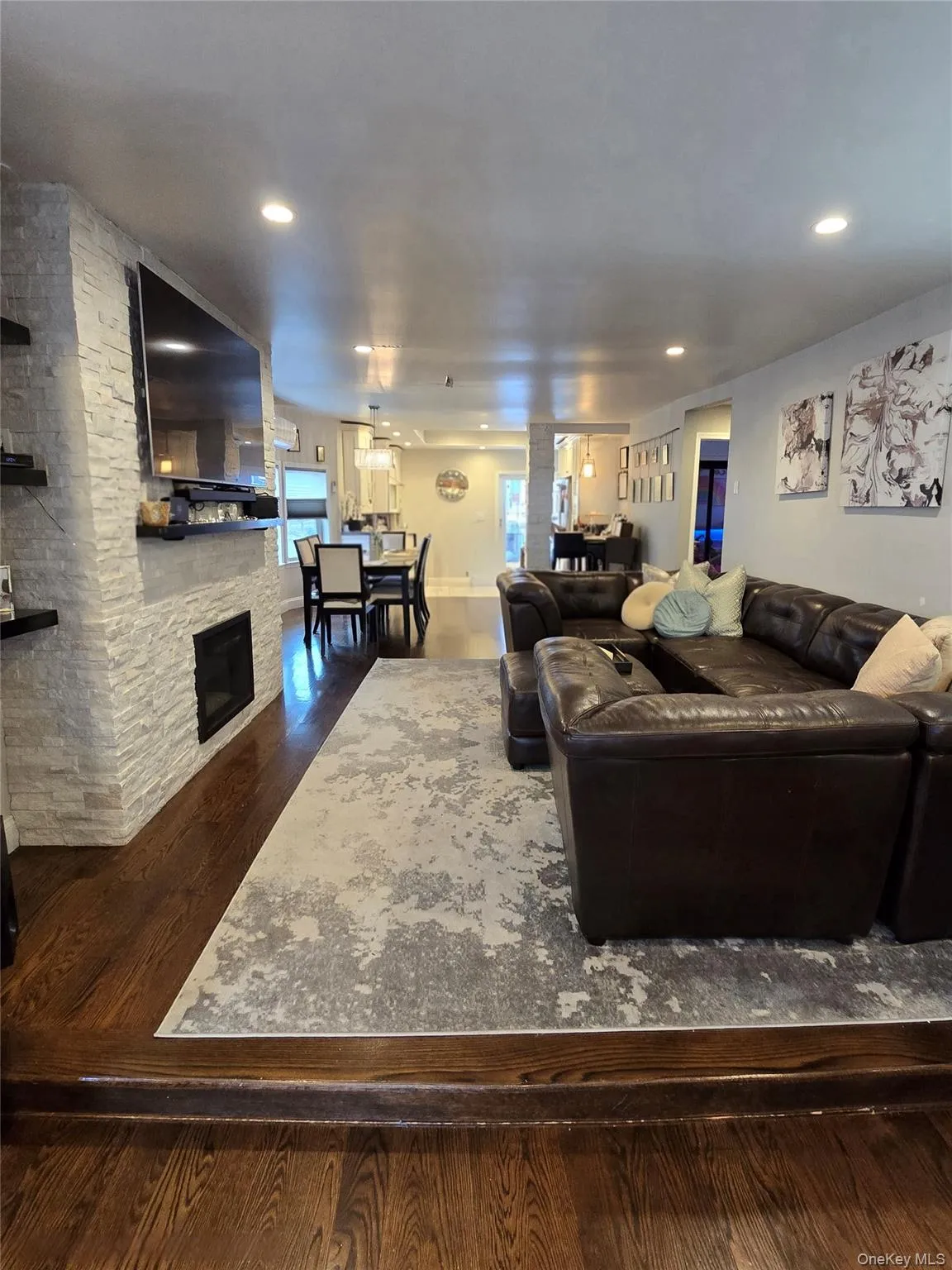 98-08 164th Avenue, New York, NY, 3 Bedrooms Bedrooms, 5 Rooms Rooms,1 BathroomBathrooms,Residential,For Rent,164th,0,964133 98-08 164th Avenue, New York, NY, 3 Bedrooms Bedrooms, 5 Rooms Rooms,1 BathroomBathrooms,Residential,For Rent,164th,0,964133