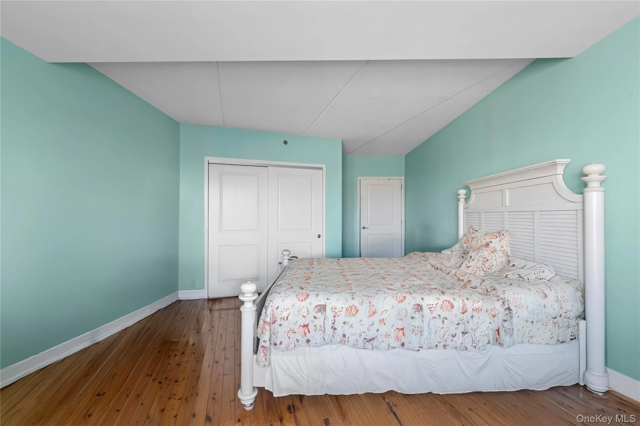136 Beach 117th Street, New York, NY, 2 Bedrooms Bedrooms, 7 Rooms Rooms,2 BathroomsBathrooms,Residential,For Rent,Beach 117th,0,964180 136 Beach 117th Street, New York, NY, 2 Bedrooms Bedrooms, 7 Rooms Rooms,2 BathroomsBathrooms,Residential,For Rent,Beach 117th,0,964180