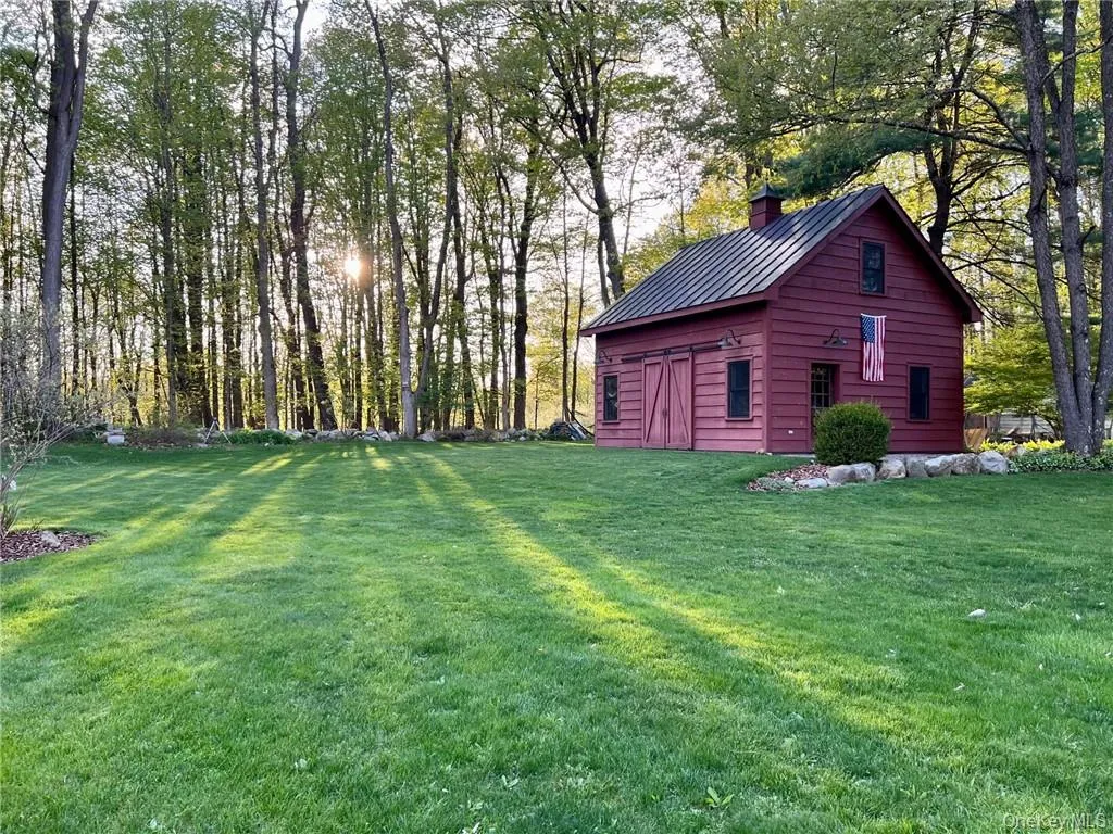19 Mill Lane, Stanford, NY, 3 Bedrooms Bedrooms, 7 Rooms Rooms,2 BathroomsBathrooms,Residential Lease,For Rent,Mill,0,964181 19 Mill Lane, Stanford, NY, 3 Bedrooms Bedrooms, 7 Rooms Rooms,2 BathroomsBathrooms,Residential Lease,For Rent,Mill,0,964181