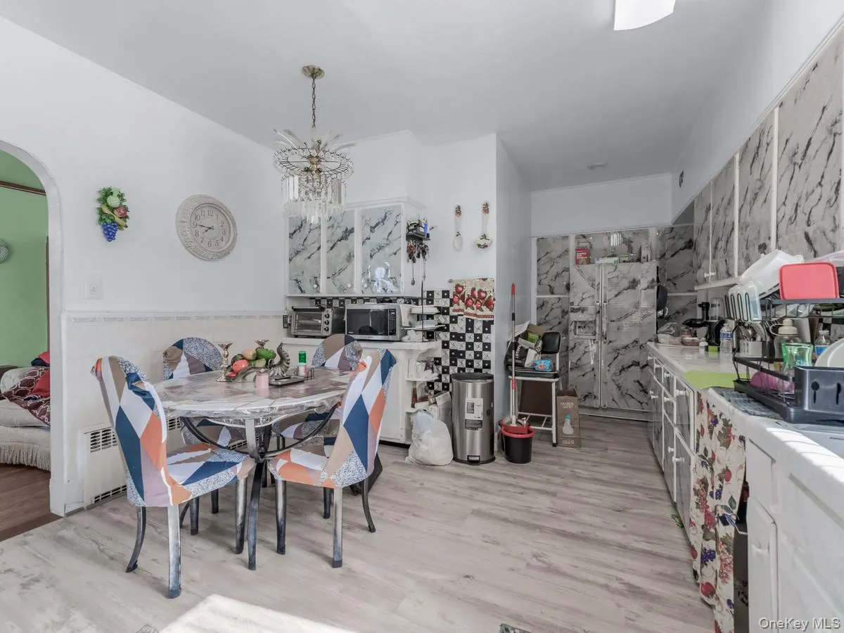 2721 Coldspring Road, New York, NY, 4 Bedrooms Bedrooms, 11 Rooms Rooms,3 BathroomsBathrooms,Residential Sale,For Rent,Coldspring,0,964200 2721 Coldspring Road, New York, NY, 4 Bedrooms Bedrooms, 11 Rooms Rooms,3 BathroomsBathrooms,Residential Sale,For Rent,Coldspring,0,964200