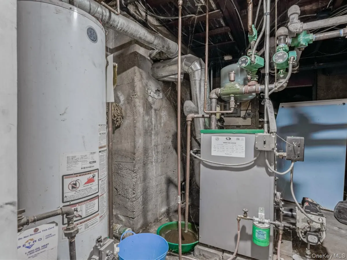 2721 Coldspring Road, New York, NY, 4 Bedrooms Bedrooms, 11 Rooms Rooms,3 BathroomsBathrooms,Residential Sale,For Rent,Coldspring,0,964200 2721 Coldspring Road, New York, NY, 4 Bedrooms Bedrooms, 11 Rooms Rooms,3 BathroomsBathrooms,Residential Sale,For Rent,Coldspring,0,964200