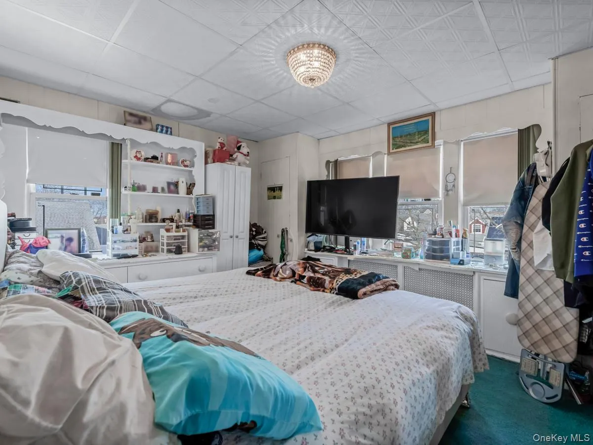 2721 Coldspring Road, New York, NY, 4 Bedrooms Bedrooms, 11 Rooms Rooms,3 BathroomsBathrooms,Residential Sale,For Rent,Coldspring,0,964200 2721 Coldspring Road, New York, NY, 4 Bedrooms Bedrooms, 11 Rooms Rooms,3 BathroomsBathrooms,Residential Sale,For Rent,Coldspring,0,964200