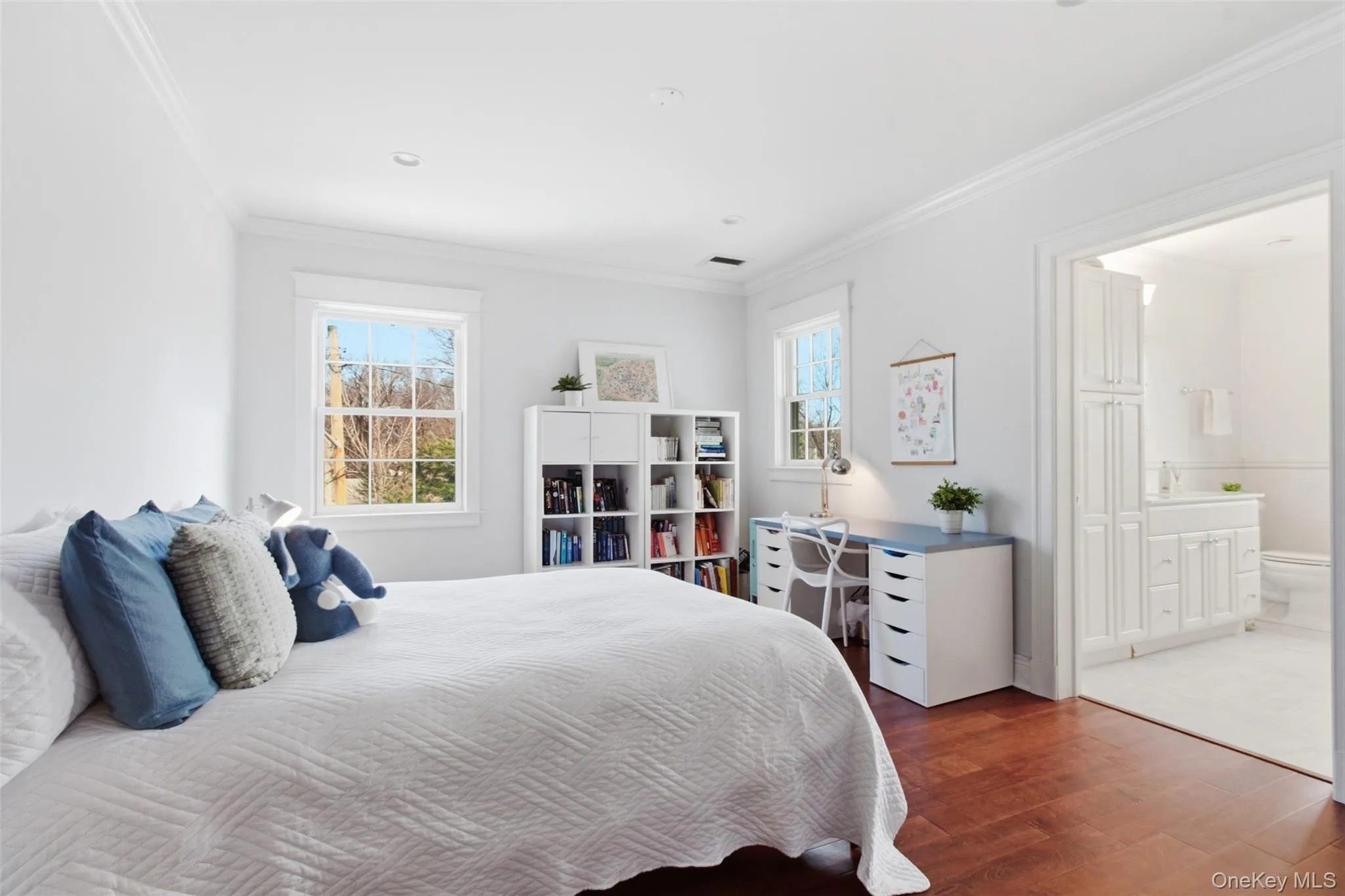 2nd floor bedroom #1 with en-suite bath with shower and tub 2nd floor bedroom #1 with en-suite bath with shower and tub