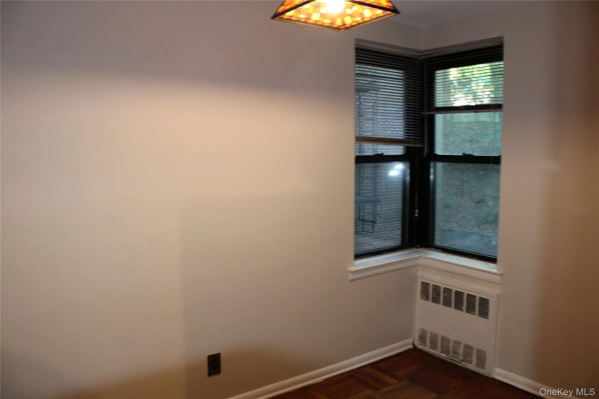 277 Bronx River Road, Yonkers, NY, 4 Rooms Rooms,1 BathroomBathrooms,Residential Lease,For Rent,Bronx River,0,964218 277 Bronx River Road, Yonkers, NY, 4 Rooms Rooms,1 BathroomBathrooms,Residential Lease,For Rent,Bronx River,0,964218