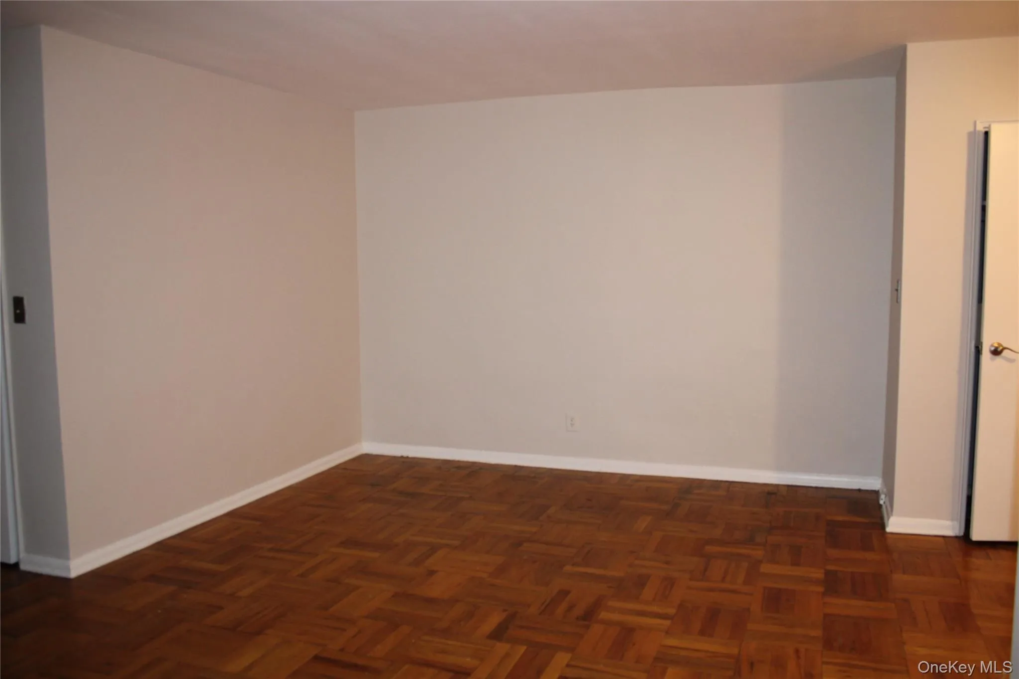277 Bronx River Road, Yonkers, NY, 4 Rooms Rooms,1 BathroomBathrooms,Residential Lease,For Rent,Bronx River,0,964218 277 Bronx River Road, Yonkers, NY, 4 Rooms Rooms,1 BathroomBathrooms,Residential Lease,For Rent,Bronx River,0,964218