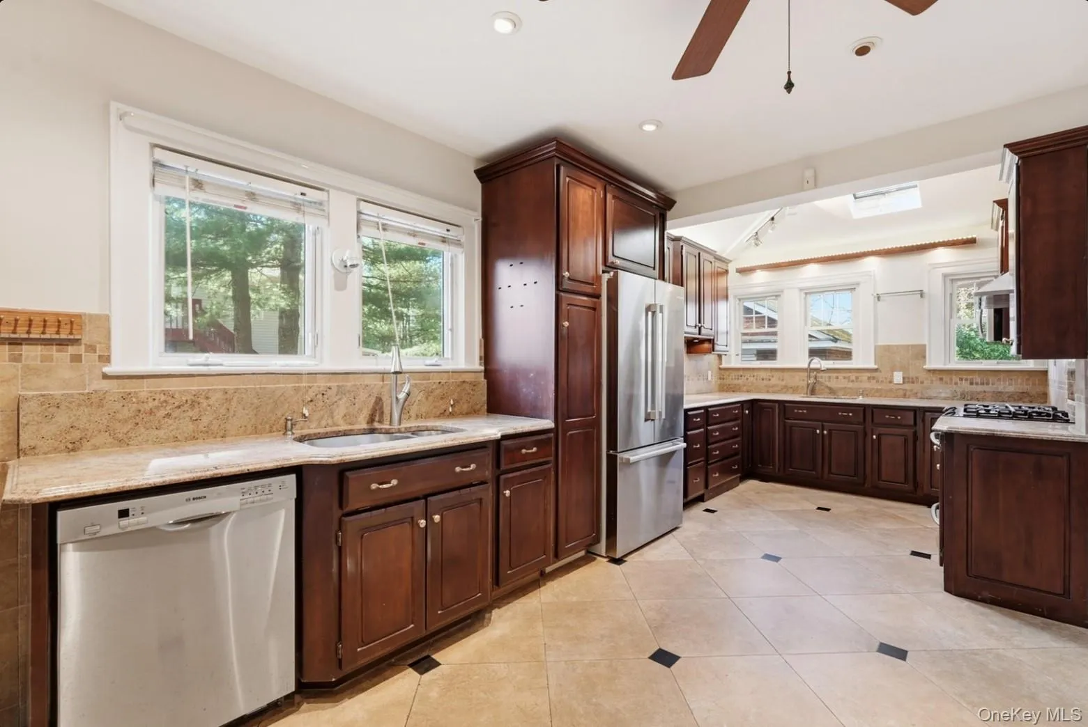 79 Red Ground Road, North Hempstead, NY, 4 Bedrooms Bedrooms, 9 Rooms Rooms,3 BathroomsBathrooms,Residential Lease,For Rent,Red Ground,0,964243 79 Red Ground Road, North Hempstead, NY, 4 Bedrooms Bedrooms, 9 Rooms Rooms,3 BathroomsBathrooms,Residential Lease,For Rent,Red Ground,0,964243