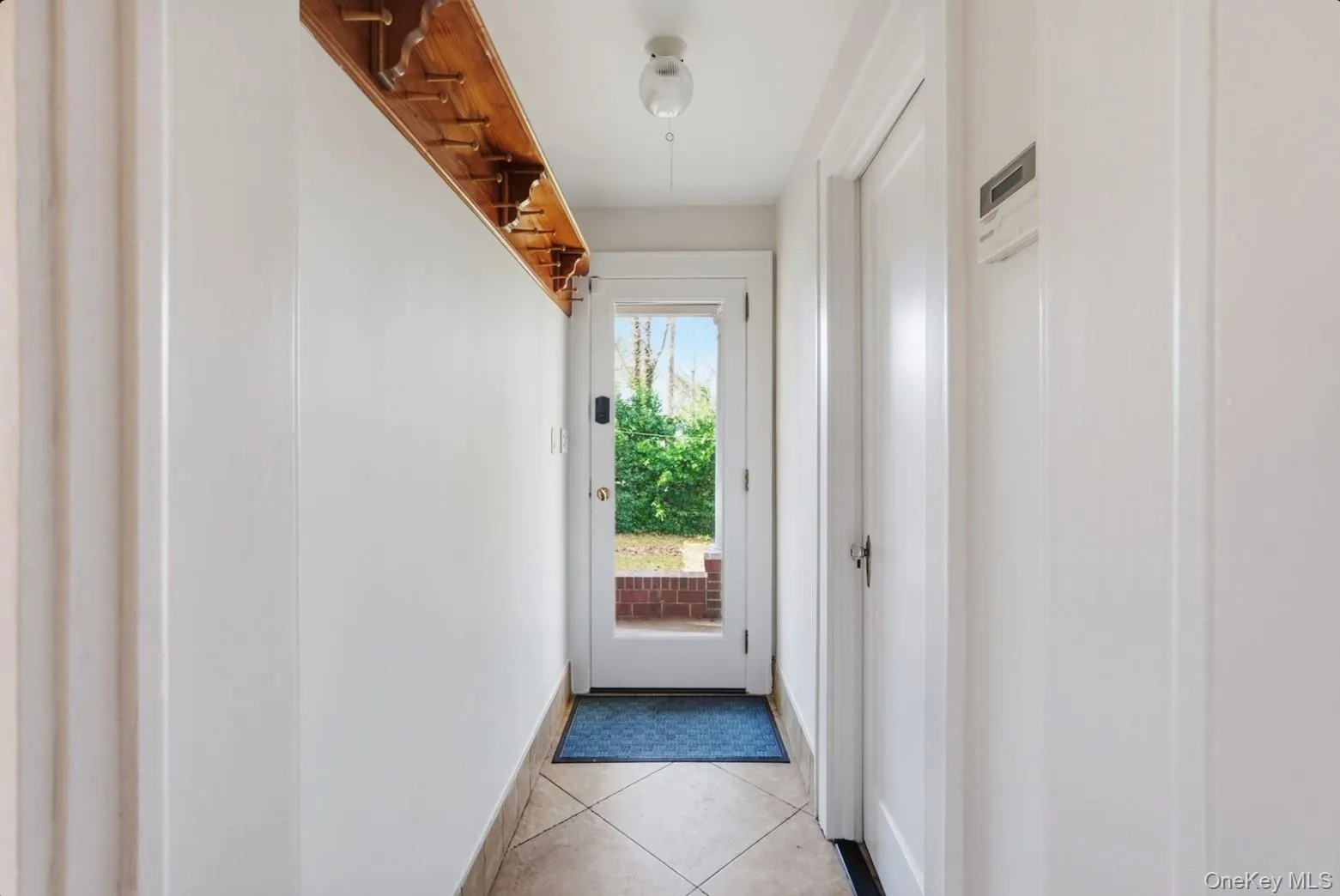 79 Red Ground Road, North Hempstead, NY, 4 Bedrooms Bedrooms, 9 Rooms Rooms,3 BathroomsBathrooms,Residential Lease,For Rent,Red Ground,0,964243 79 Red Ground Road, North Hempstead, NY, 4 Bedrooms Bedrooms, 9 Rooms Rooms,3 BathroomsBathrooms,Residential Lease,For Rent,Red Ground,0,964243