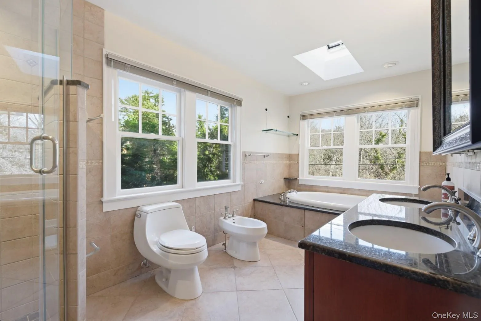 79 Red Ground Road, North Hempstead, NY, 4 Bedrooms Bedrooms, 9 Rooms Rooms,3 BathroomsBathrooms,Residential Lease,For Rent,Red Ground,0,964243 79 Red Ground Road, North Hempstead, NY, 4 Bedrooms Bedrooms, 9 Rooms Rooms,3 BathroomsBathrooms,Residential Lease,For Rent,Red Ground,0,964243