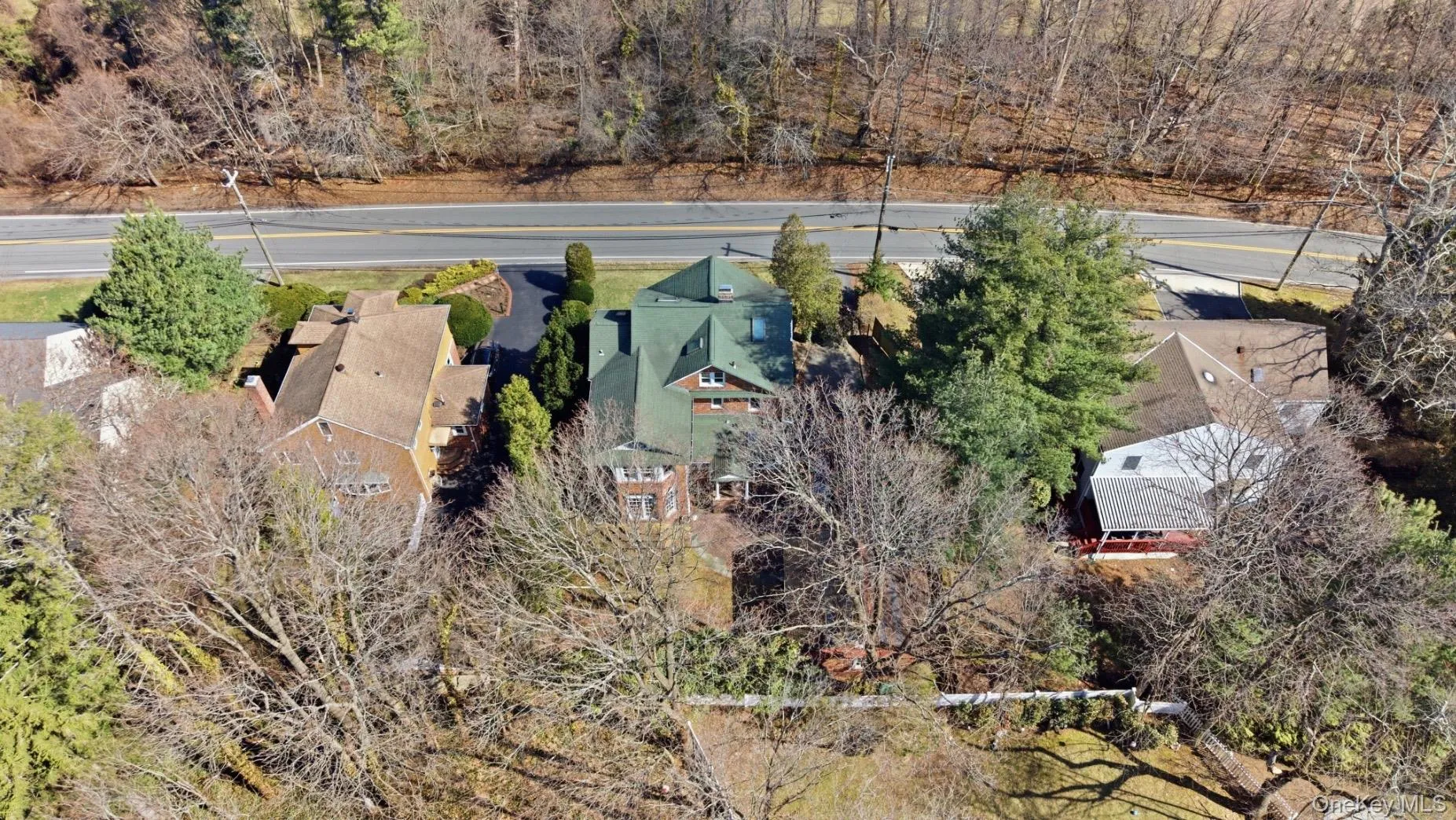 79 Red Ground Road, North Hempstead, NY, 4 Bedrooms Bedrooms, 9 Rooms Rooms,3 BathroomsBathrooms,Residential Lease,For Rent,Red Ground,0,964243 79 Red Ground Road, North Hempstead, NY, 4 Bedrooms Bedrooms, 9 Rooms Rooms,3 BathroomsBathrooms,Residential Lease,For Rent,Red Ground,0,964243