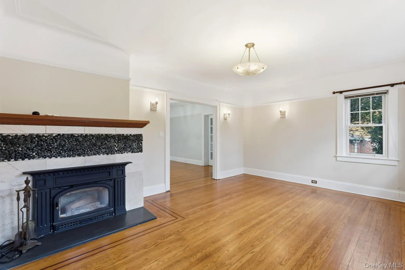 79 Red Ground Road, North Hempstead, NY, 4 Bedrooms Bedrooms, 9 Rooms Rooms,3 BathroomsBathrooms,Residential Lease,For Rent,Red Ground,0,964243 79 Red Ground Road, North Hempstead, NY, 4 Bedrooms Bedrooms, 9 Rooms Rooms,3 BathroomsBathrooms,Residential Lease,For Rent,Red Ground,0,964243