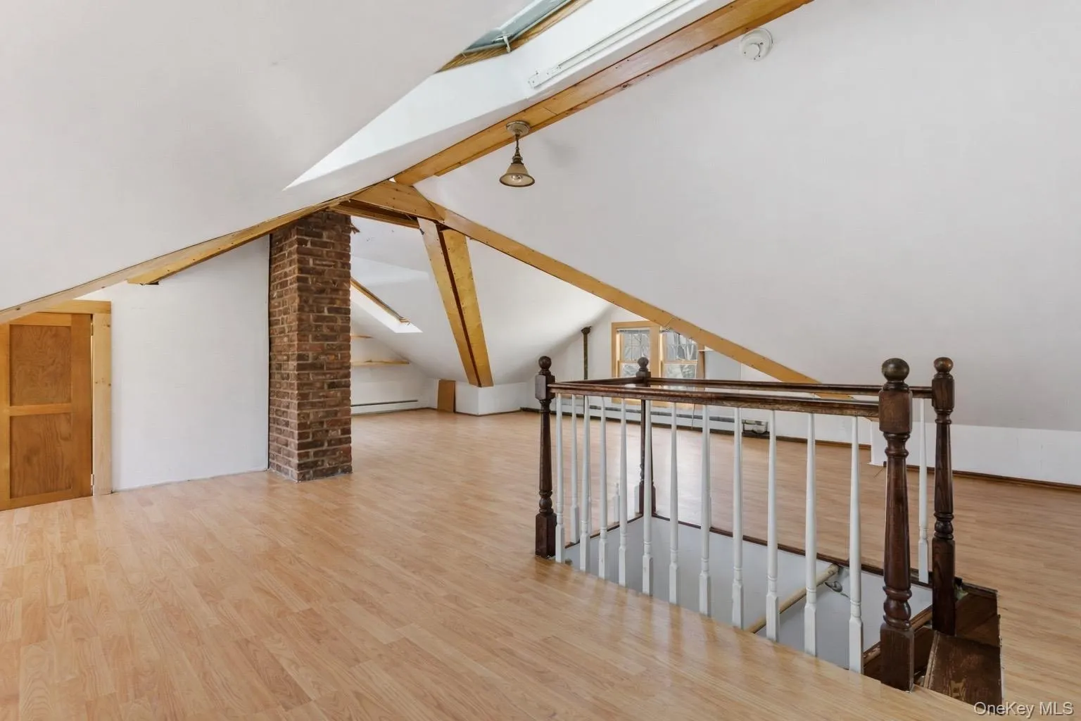 79 Red Ground Road, North Hempstead, NY, 4 Bedrooms Bedrooms, 9 Rooms Rooms,3 BathroomsBathrooms,Residential Lease,For Rent,Red Ground,0,964243 79 Red Ground Road, North Hempstead, NY, 4 Bedrooms Bedrooms, 9 Rooms Rooms,3 BathroomsBathrooms,Residential Lease,For Rent,Red Ground,0,964243