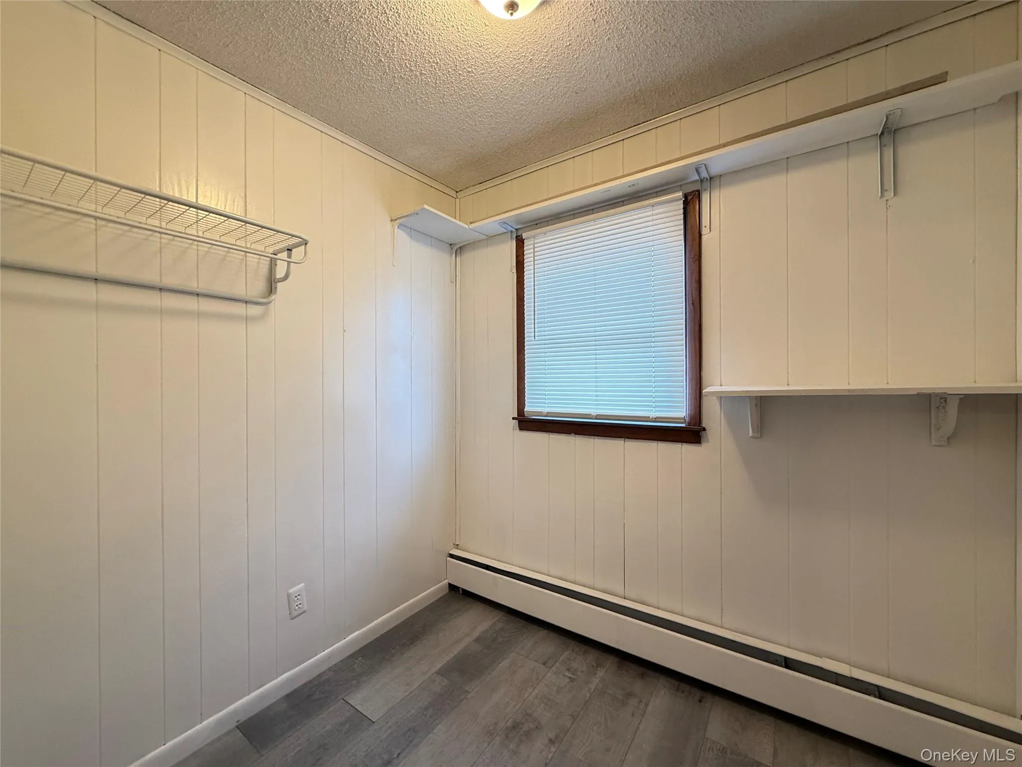 15 North Street, Thompson, NY, 5 Bedrooms Bedrooms, 10 Rooms Rooms,1 BathroomBathrooms,Residential Lease,For Rent,North,0,964244 15 North Street, Thompson, NY, 5 Bedrooms Bedrooms, 10 Rooms Rooms,1 BathroomBathrooms,Residential Lease,For Rent,North,0,964244