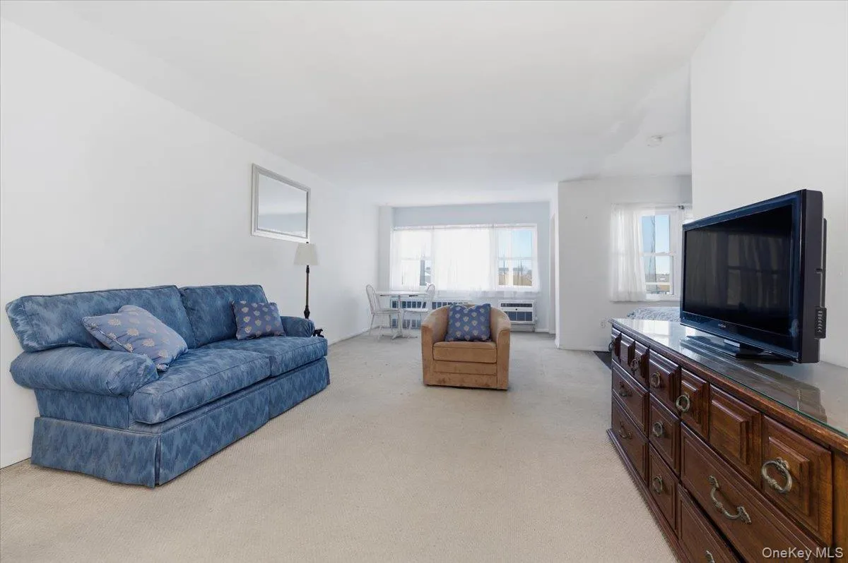 740 Broadway, Long Beach, NY, 3 Rooms Rooms,1 BathroomBathrooms,Residential Sale,For Rent,Broadway,0,964248 740 Broadway, Long Beach, NY, 3 Rooms Rooms,1 BathroomBathrooms,Residential Sale,For Rent,Broadway,0,964248
