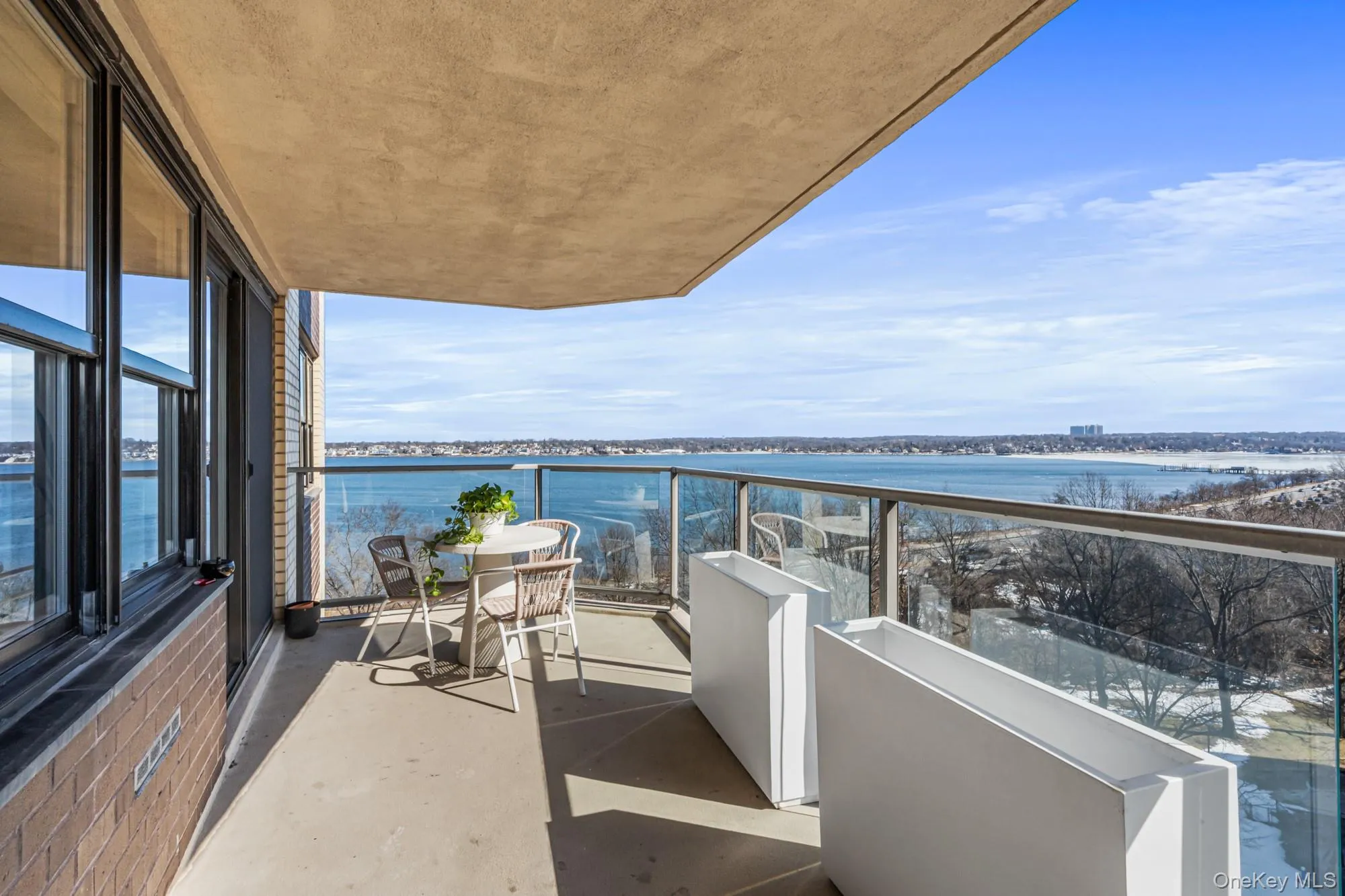 Living room Balcony with gorgeous view of the Sound. Living room Balcony with gorgeous view of the Sound.