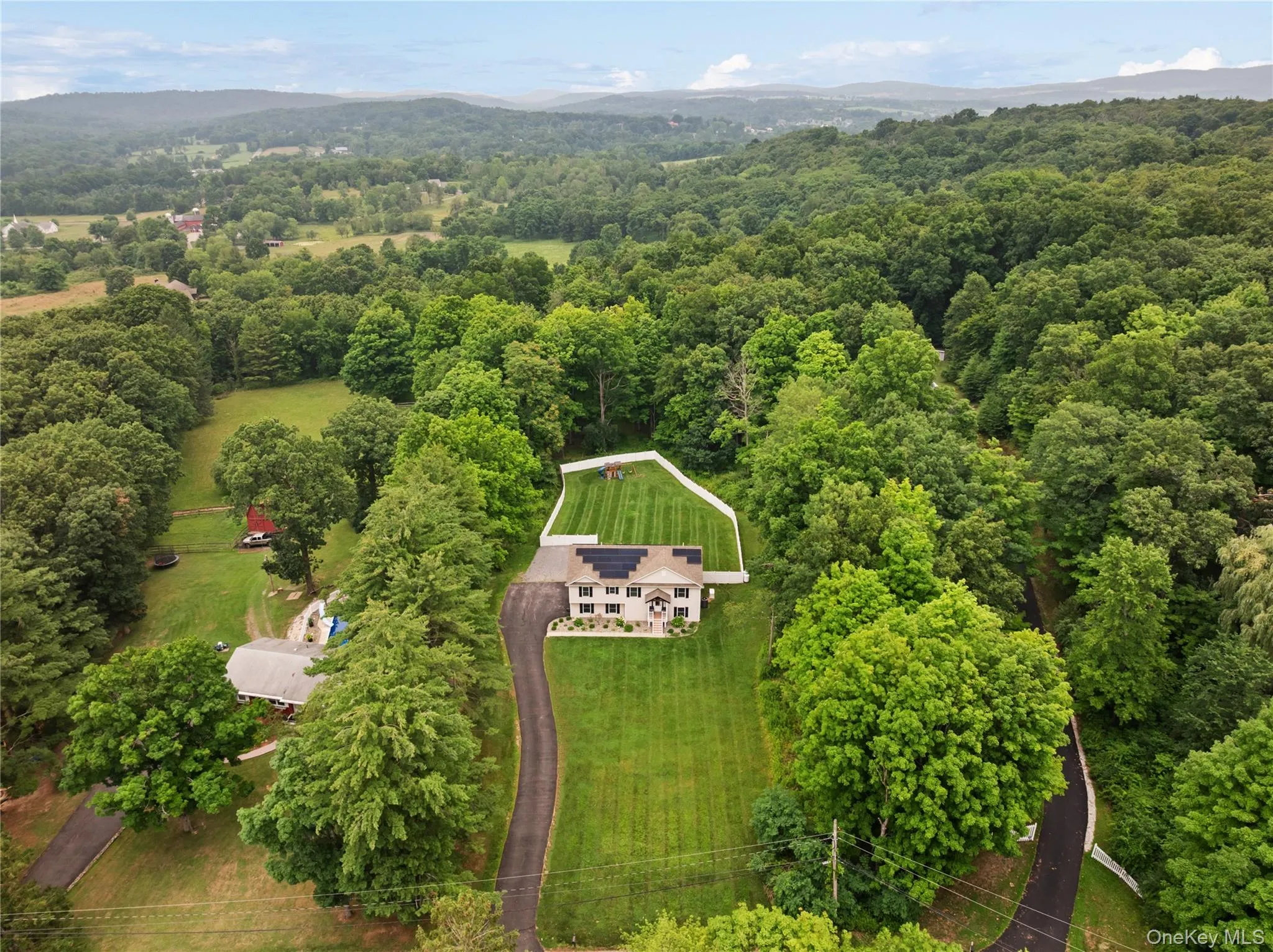 65 Beaver Road, La Grange, NY, 4 Bedrooms Bedrooms, 9 Rooms Rooms,3 BathroomsBathrooms,Residential,For Rent,Beaver,0,964261 65 Beaver Road, La Grange, NY, 4 Bedrooms Bedrooms, 9 Rooms Rooms,3 BathroomsBathrooms,Residential,For Rent,Beaver,0,964261
