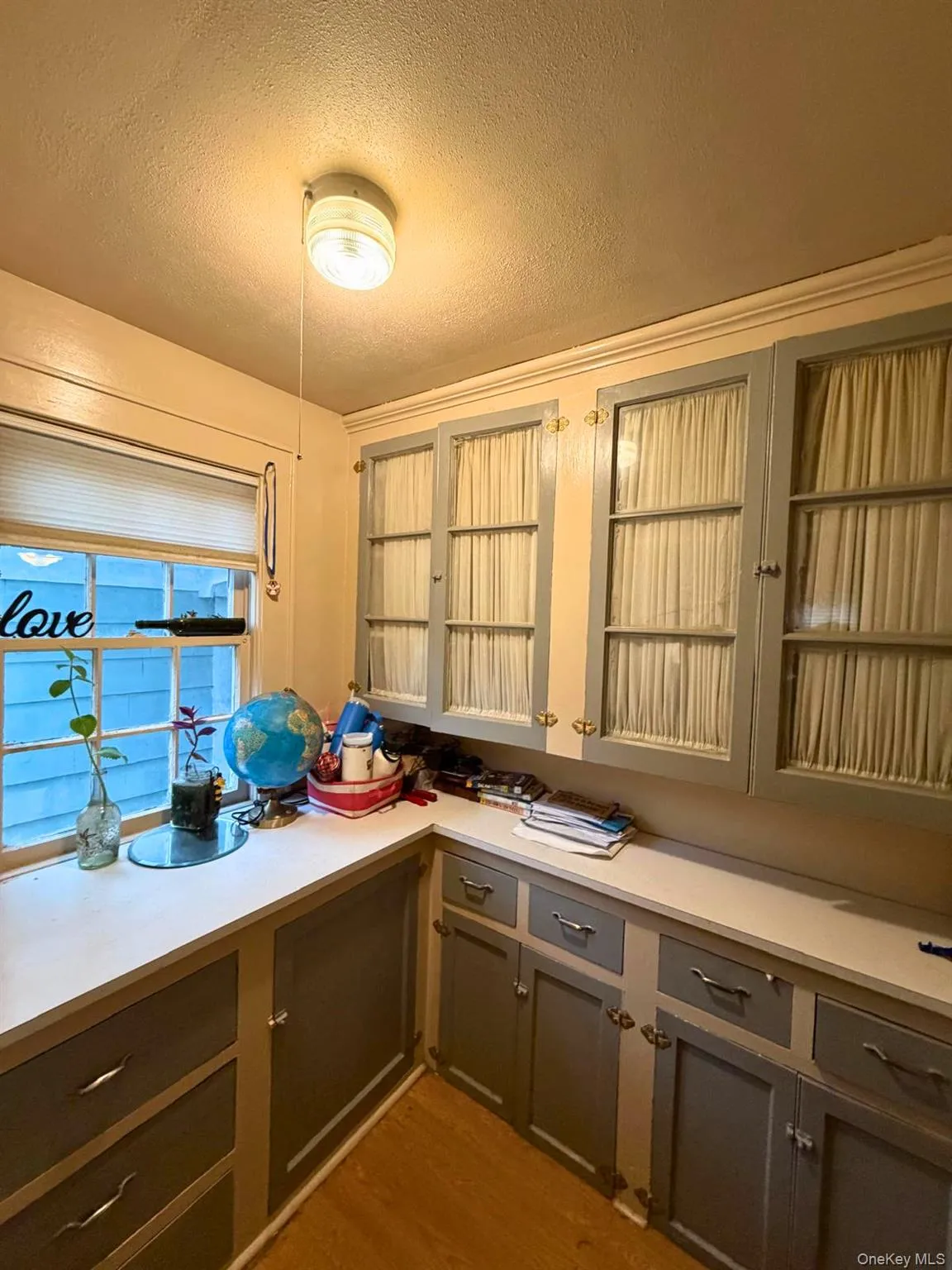 6 Waldron Terrace, Ramapo, NY, 3 Bedrooms Bedrooms, 6 Rooms Rooms,1 BathroomBathrooms,Residential,For Rent,Waldron,0,964340 6 Waldron Terrace, Ramapo, NY, 3 Bedrooms Bedrooms, 6 Rooms Rooms,1 BathroomBathrooms,Residential,For Rent,Waldron,0,964340