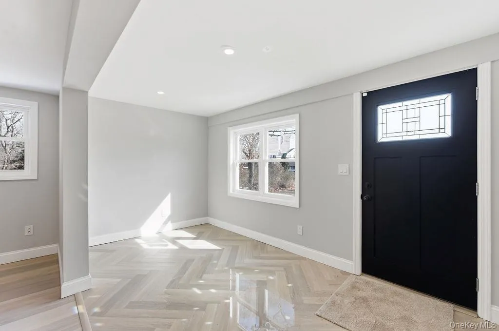 452 Montauk Highway, Southampton, NY, 3 Bedroom Bedrooms, 6 Room Rooms,1 BathroomBathrooms,Residential Lease,For Rent,Montauk,0,964341 452 Montauk Highway, Southampton, NY, 3 Bedroom Bedrooms, 6 Room Rooms,1 BathroomBathrooms,Residential Lease,For Rent,Montauk,0,964341