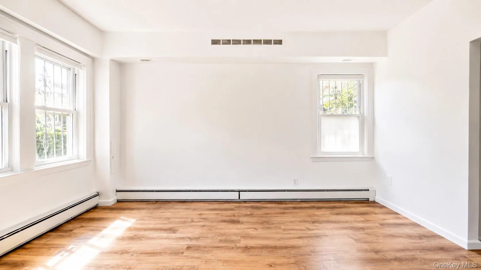 9701 69th Avenue, New York, NY, 5 Bedrooms Bedrooms, 8 Rooms Rooms,2 BathroomsBathrooms,Residential,For Rent,69th,0,964358 9701 69th Avenue, New York, NY, 5 Bedrooms Bedrooms, 8 Rooms Rooms,2 BathroomsBathrooms,Residential,For Rent,69th,0,964358