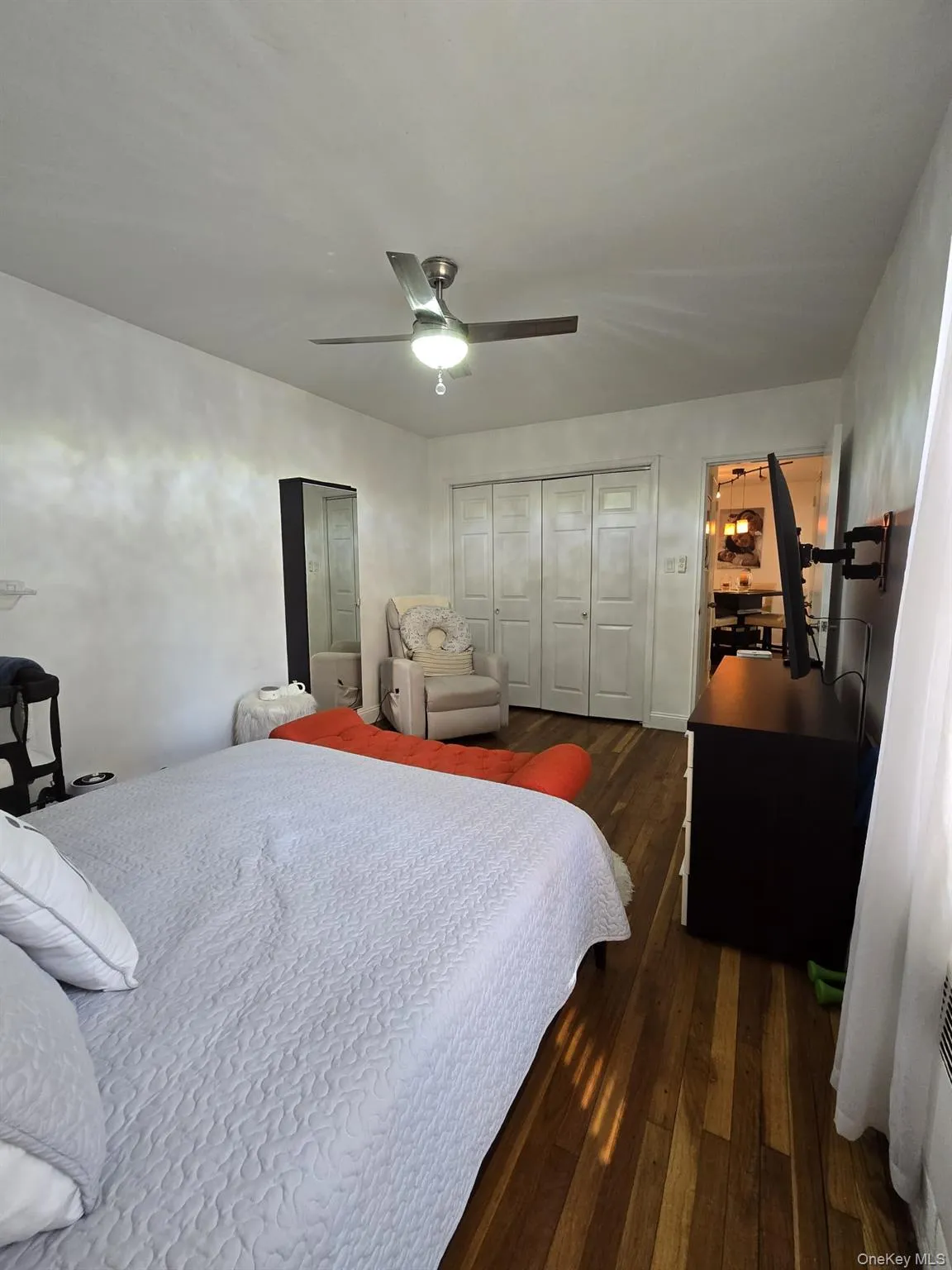 226-26 Union Turnpike, New York, NY, 2 Bedrooms Bedrooms, 5 Rooms Rooms,1 BathroomBathrooms,Residential,For Rent,Union Turnpike,0,KEY964364 226-26 Union Turnpike, New York, NY, 2 Bedrooms Bedrooms, 5 Rooms Rooms,1 BathroomBathrooms,Residential,For Rent,Union Turnpike,0,KEY964364