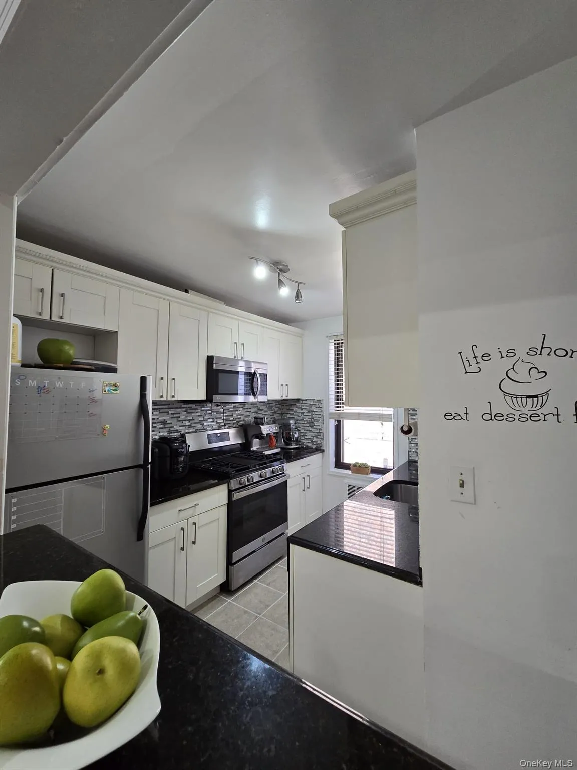 226-26 Union Turnpike, New York, NY, 2 Bedrooms Bedrooms, 5 Rooms Rooms,1 BathroomBathrooms,Residential,For Rent,Union Turnpike,0,KEY964364 226-26 Union Turnpike, New York, NY, 2 Bedrooms Bedrooms, 5 Rooms Rooms,1 BathroomBathrooms,Residential,For Rent,Union Turnpike,0,KEY964364