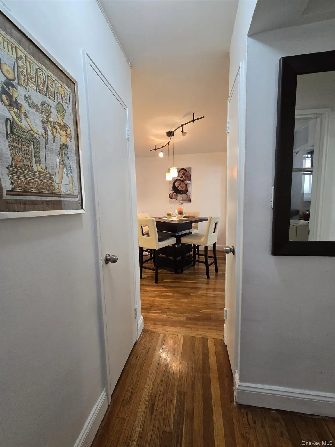 226-26 Union Turnpike, New York, NY, 2 Bedrooms Bedrooms, 5 Rooms Rooms,1 BathroomBathrooms,Residential,For Rent,Union Turnpike,0,KEY964364 226-26 Union Turnpike, New York, NY, 2 Bedrooms Bedrooms, 5 Rooms Rooms,1 BathroomBathrooms,Residential,For Rent,Union Turnpike,0,KEY964364