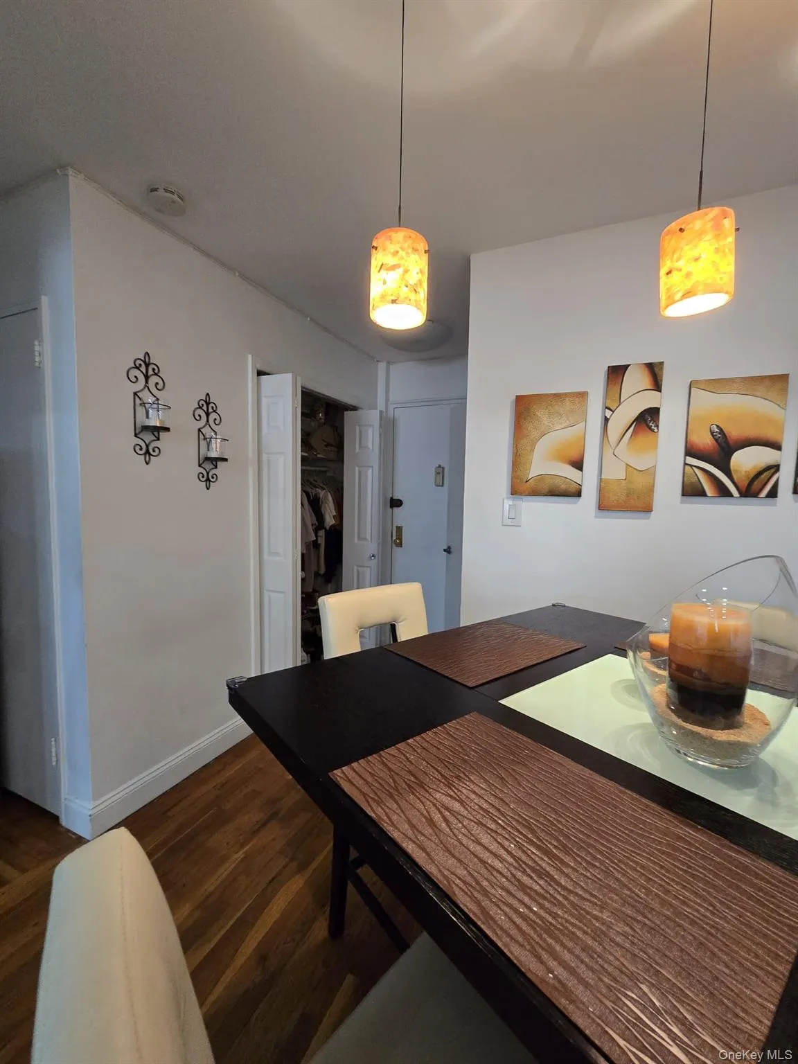 226-26 Union Turnpike, New York, NY, 2 Bedrooms Bedrooms, 5 Rooms Rooms,1 BathroomBathrooms,Residential,For Rent,Union Turnpike,0,KEY964364 226-26 Union Turnpike, New York, NY, 2 Bedrooms Bedrooms, 5 Rooms Rooms,1 BathroomBathrooms,Residential,For Rent,Union Turnpike,0,KEY964364